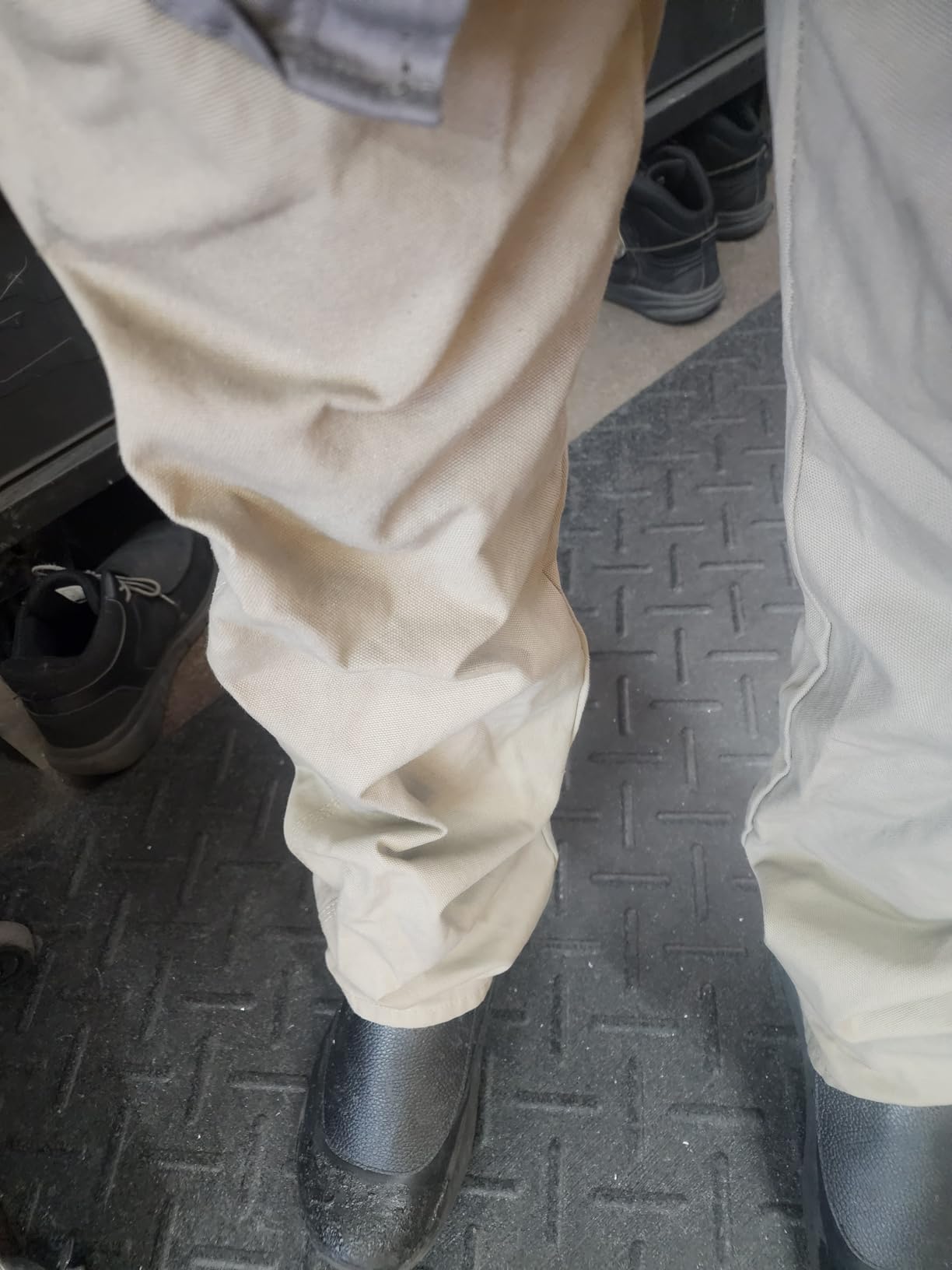 Carhartt Men's Relaxed Straight Rugged Flex Duck Dungaree customer photo 1