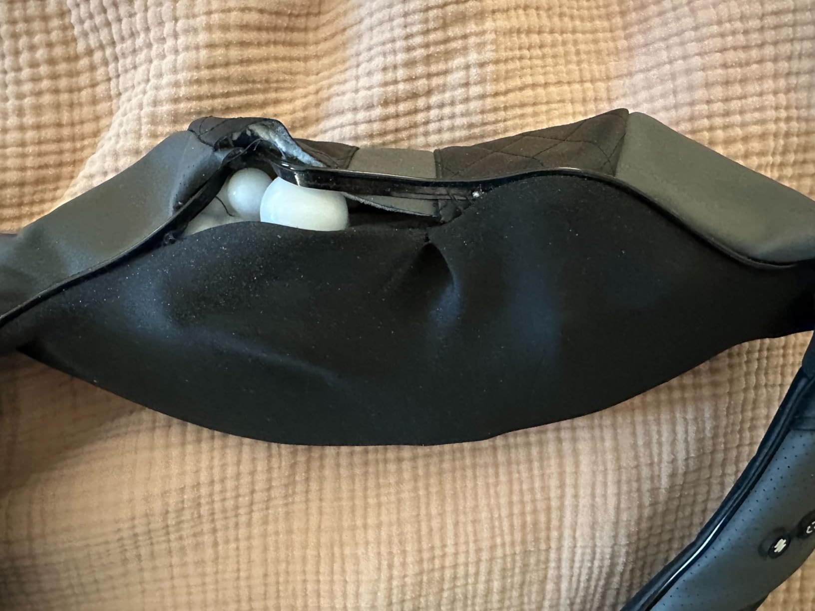Massagers for Neck and Back with Heat - Deep Tissue 3D Kneading Pillow, Electric Shiatsu Shoulder Massage customer photo 1