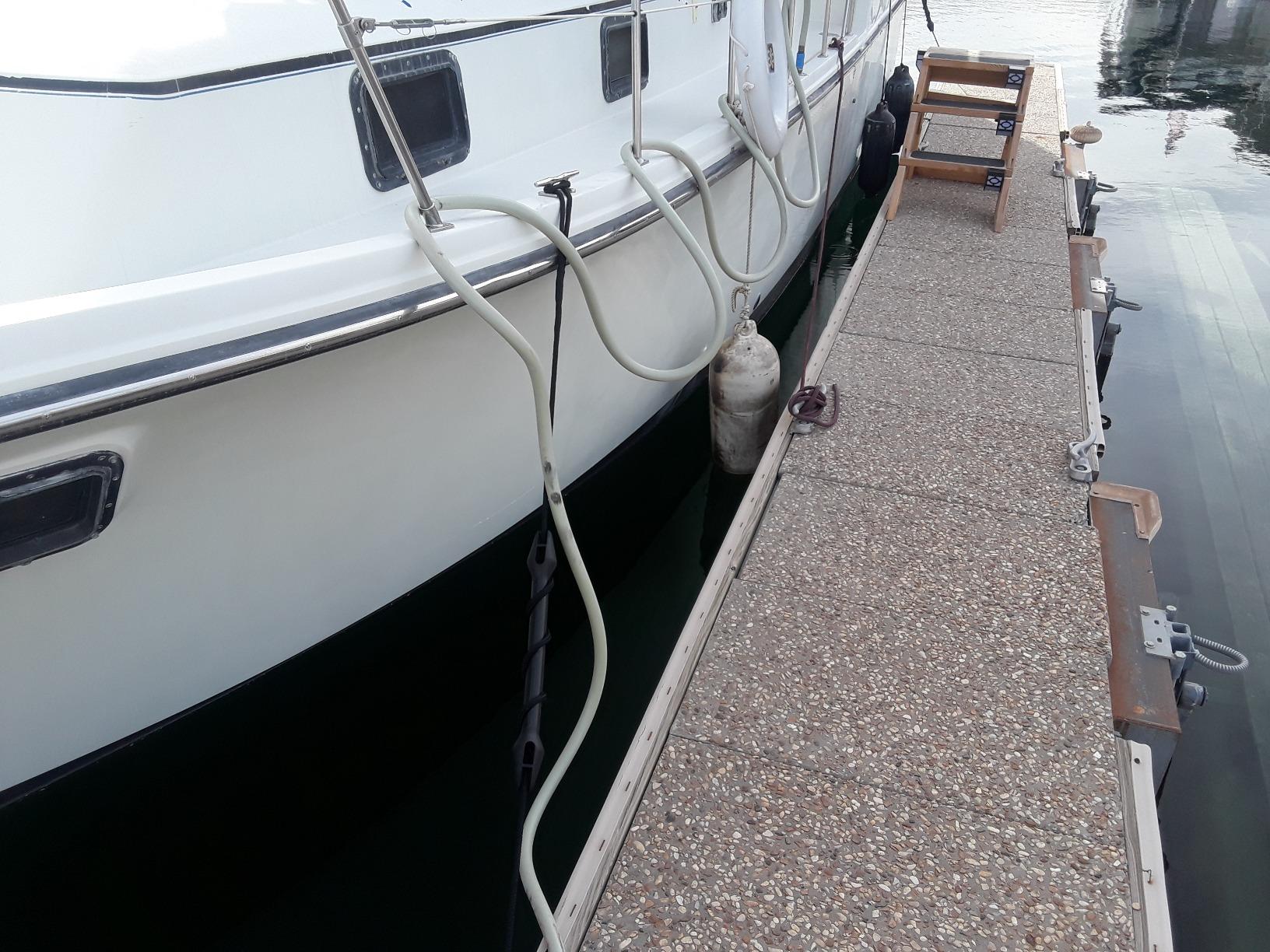 RainierSupplyCo Dock Lines 2-Pack - Boat Rope for Docking with Loop - 15 ft x 3/8 Inch Premium Double Braided Nylon Marine Rope - Mooring Line with 12