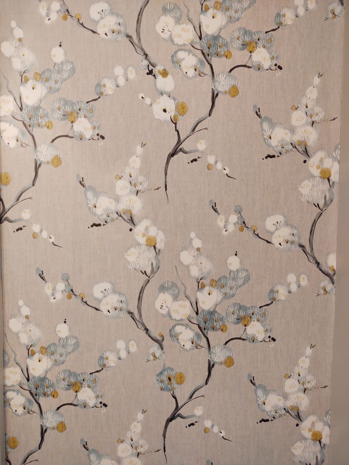 NuWallpaper Mirei Peel and Stick Wallpaper, Grey, Removable Wallpaper, Renter-Friendly, 20.5 in x 18 ft customer photo 2