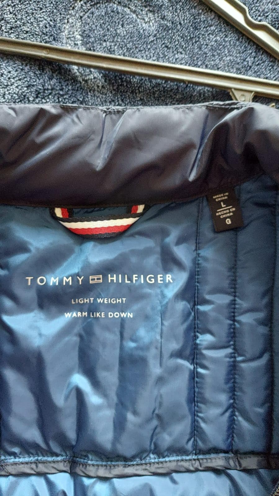 Tommy Hilfiger Men's Lightweight Packable Puffer Vest Jacket customer photo 1