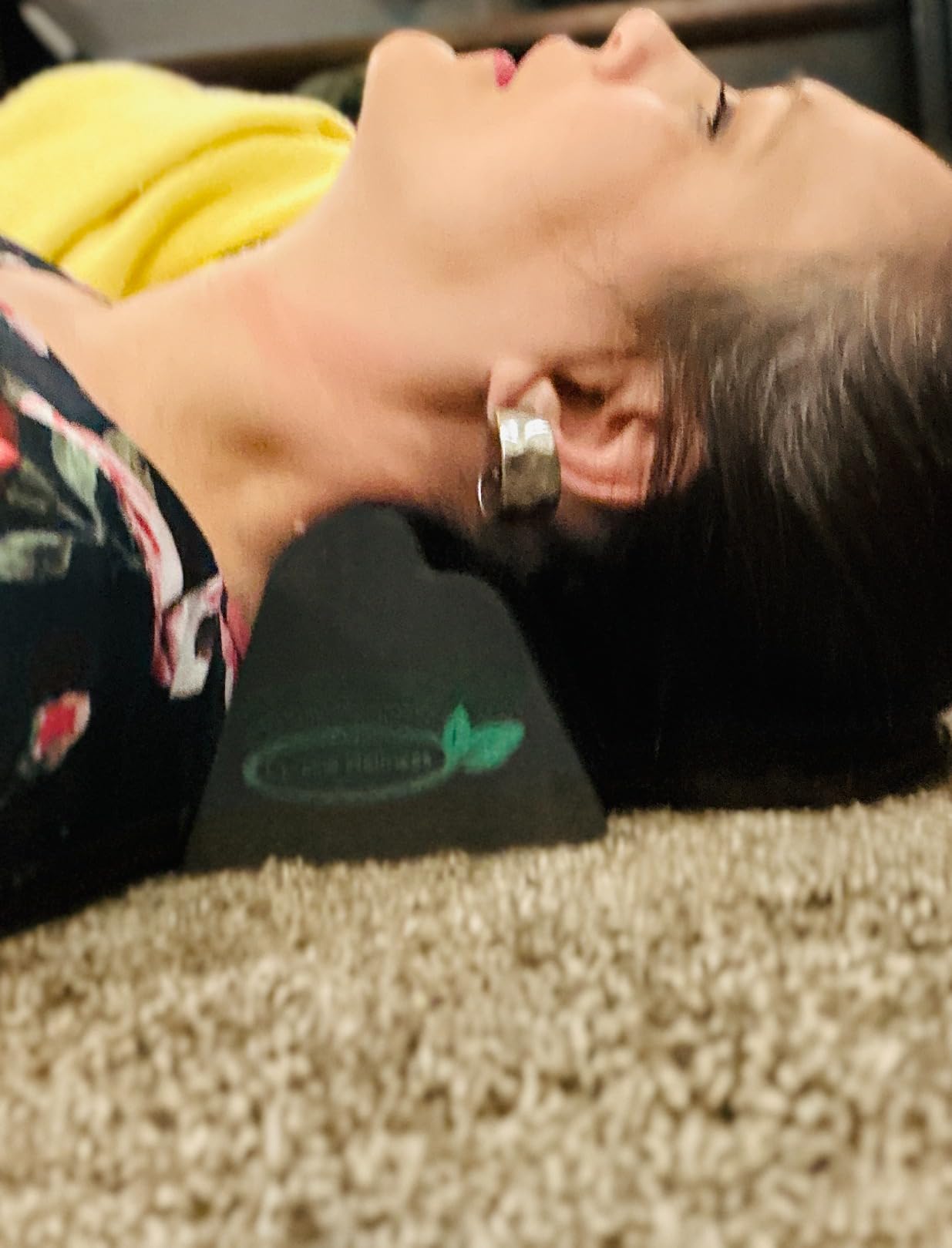 Lumia Wellness Cervical Orthotic Traction Block, Firm, Spinal & Neck Alignment, Cervical Traction Device & Neck Stretcher customer photo 2
