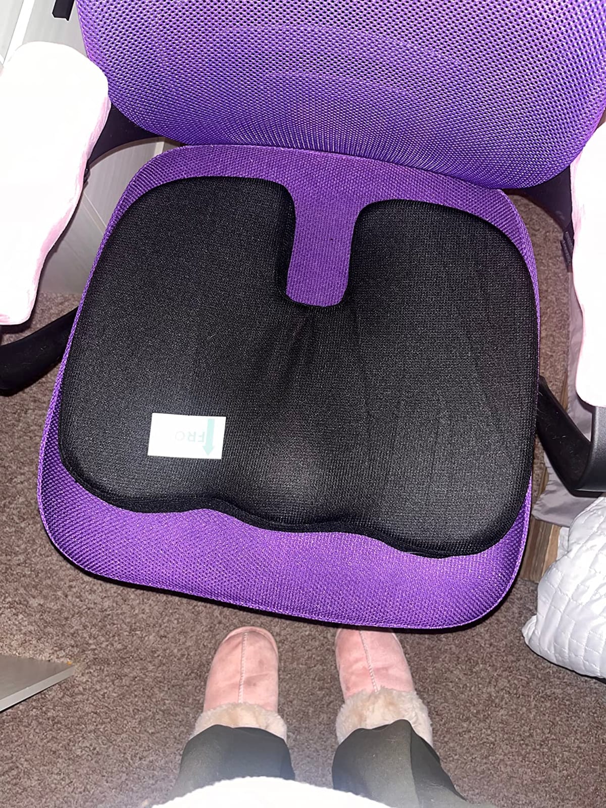 5 STARS UNITED Seat Cushion - Memory Foam Chair Cushion for Tailbone Pain Relief - Ergonomic Support for Coccyx, Sciatica & Butt - Office, Desk & Gaming Chair, Car Seat, Wheelchair, Airplane, Black customer photo 2