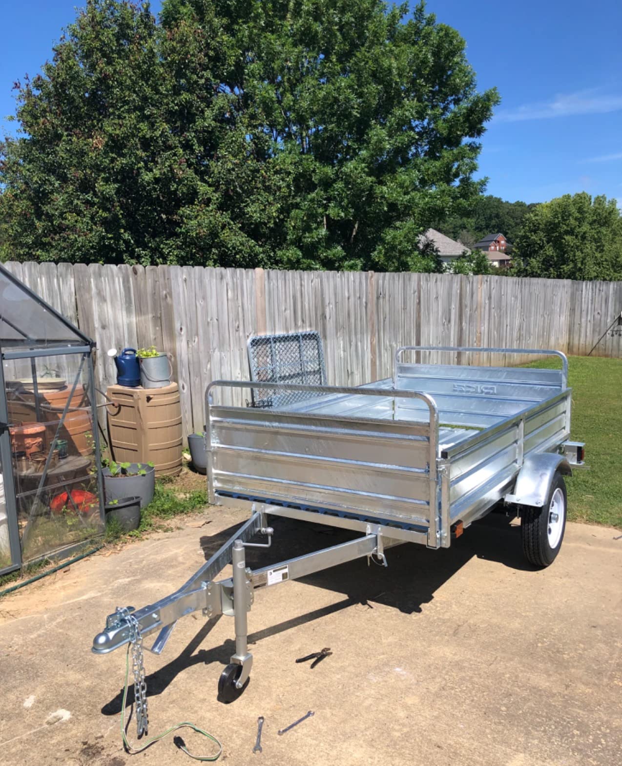 DK2 4.5 x 7.5 Galv Trailer (Drive-Up Gate Included), Load Capacity 1639 lb, Deck Length 7.5 ft, Deck Width 4.5 ft, Model# MMT5X7G-DUG customer photo 1