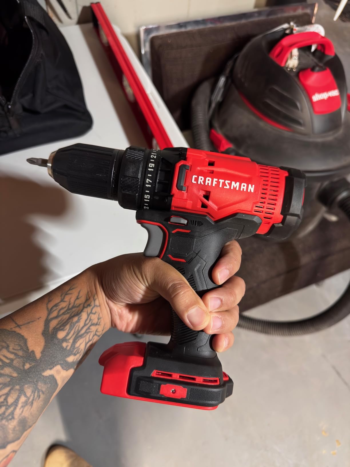 CRAFTSMAN V20 Cordless Drill/Driver Kit, 1/2 inch, Battery and Charger Included (CMCD700C1) customer photo 1