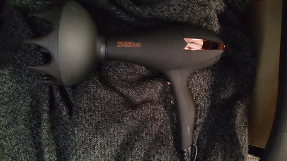 TREZORO Professional Hair Dryer, Ionic Ceramic Tourmaline Technology, 2000W Fast Quiet Drying customer photo 1