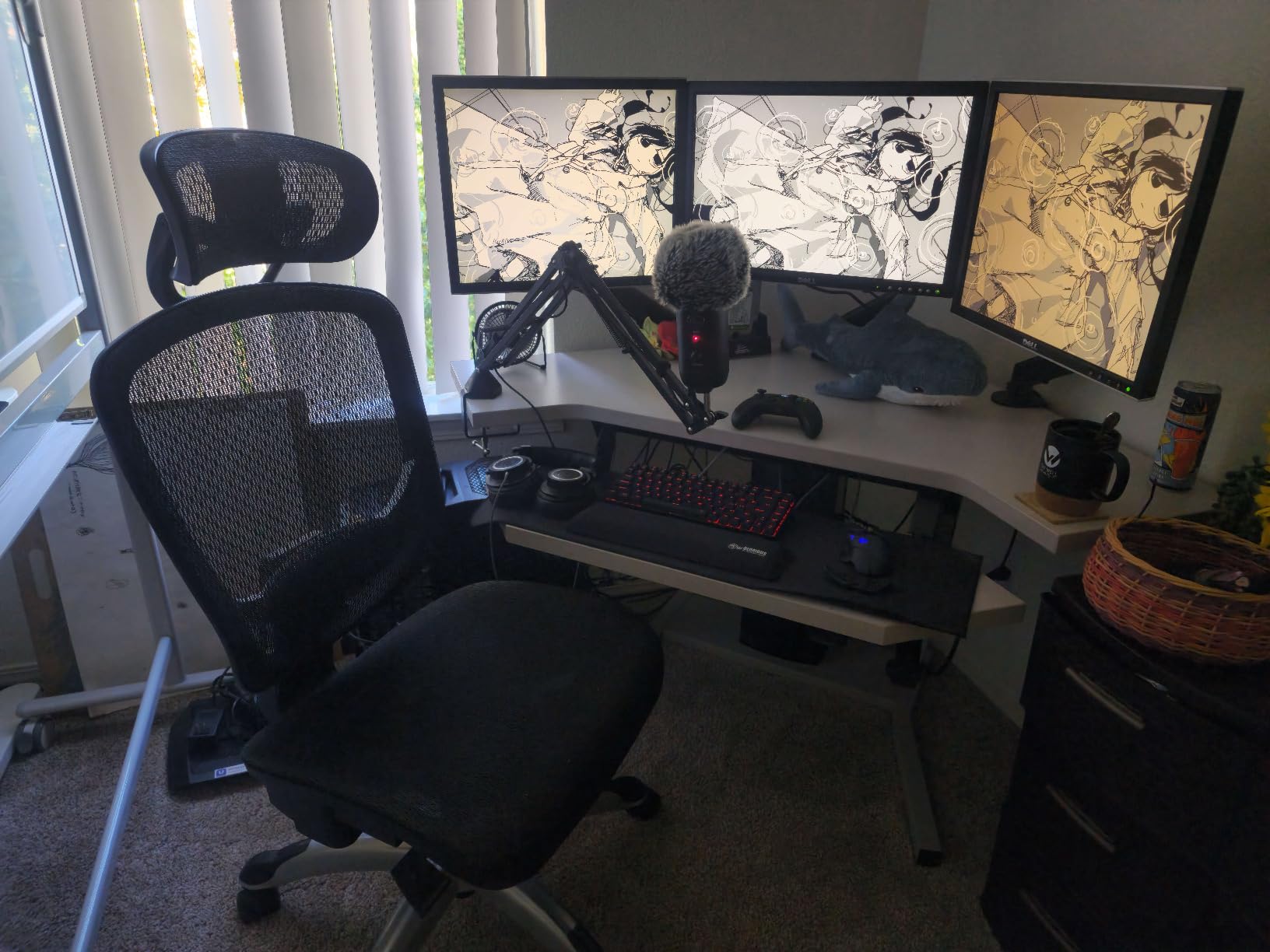 STAPLES Hyken Ergonomic Task Chair, Mesh, Ergonomic, Lumbar Support, Swivel, Gray customer photo 1