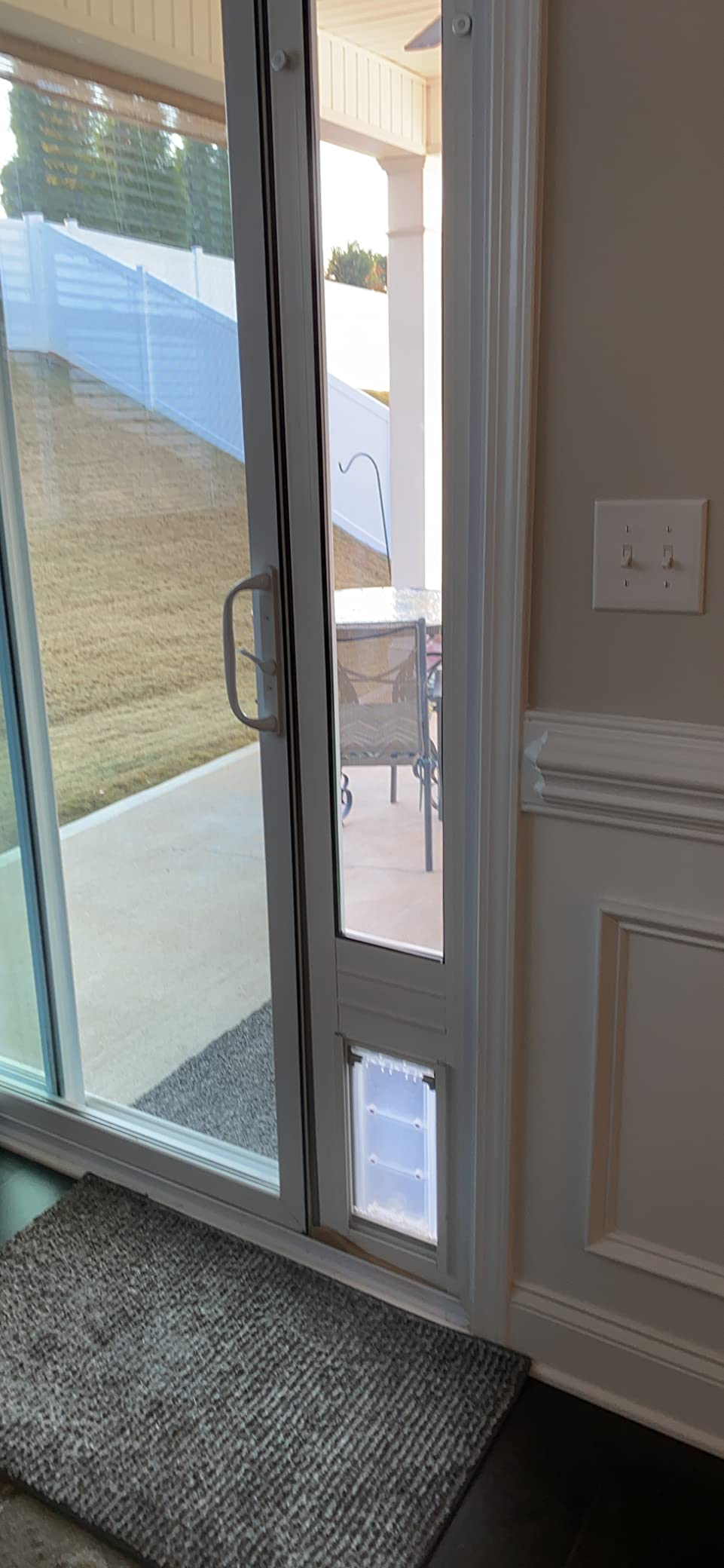Endura Flap Pet Door for Vinyl Sliding Glass Doors | Weatherproof & Insulated Dog Door for Vinyl Sliders | Durable with Secure Locking Cover | White, Large Flap, 77