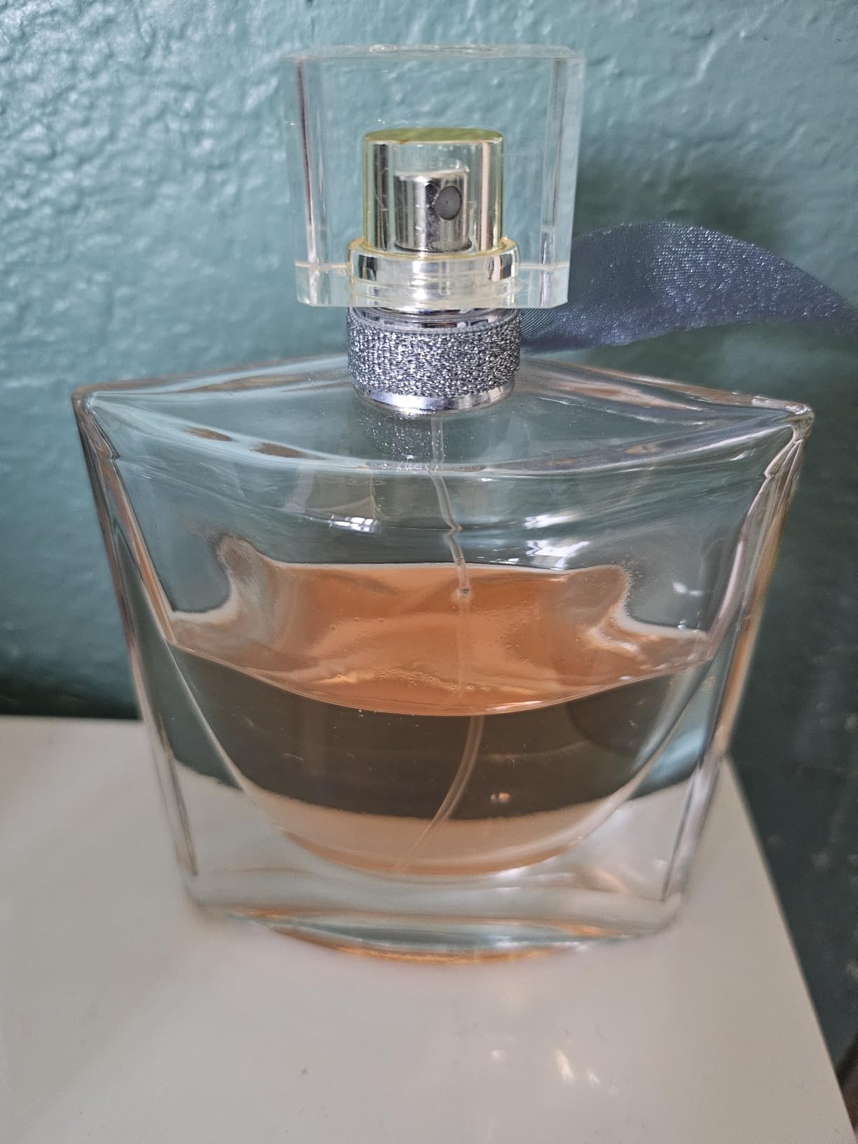 Lancôme La Vie Est Belle Eau de Parfum - Floral & Sweet Women's Perfume | Long Lasting Fragrance with Notes of Iris, Earthy Patchouli, Warm Vanilla & Spun Sugar - Floral & Sweet Perfume for Women customer photo 2
