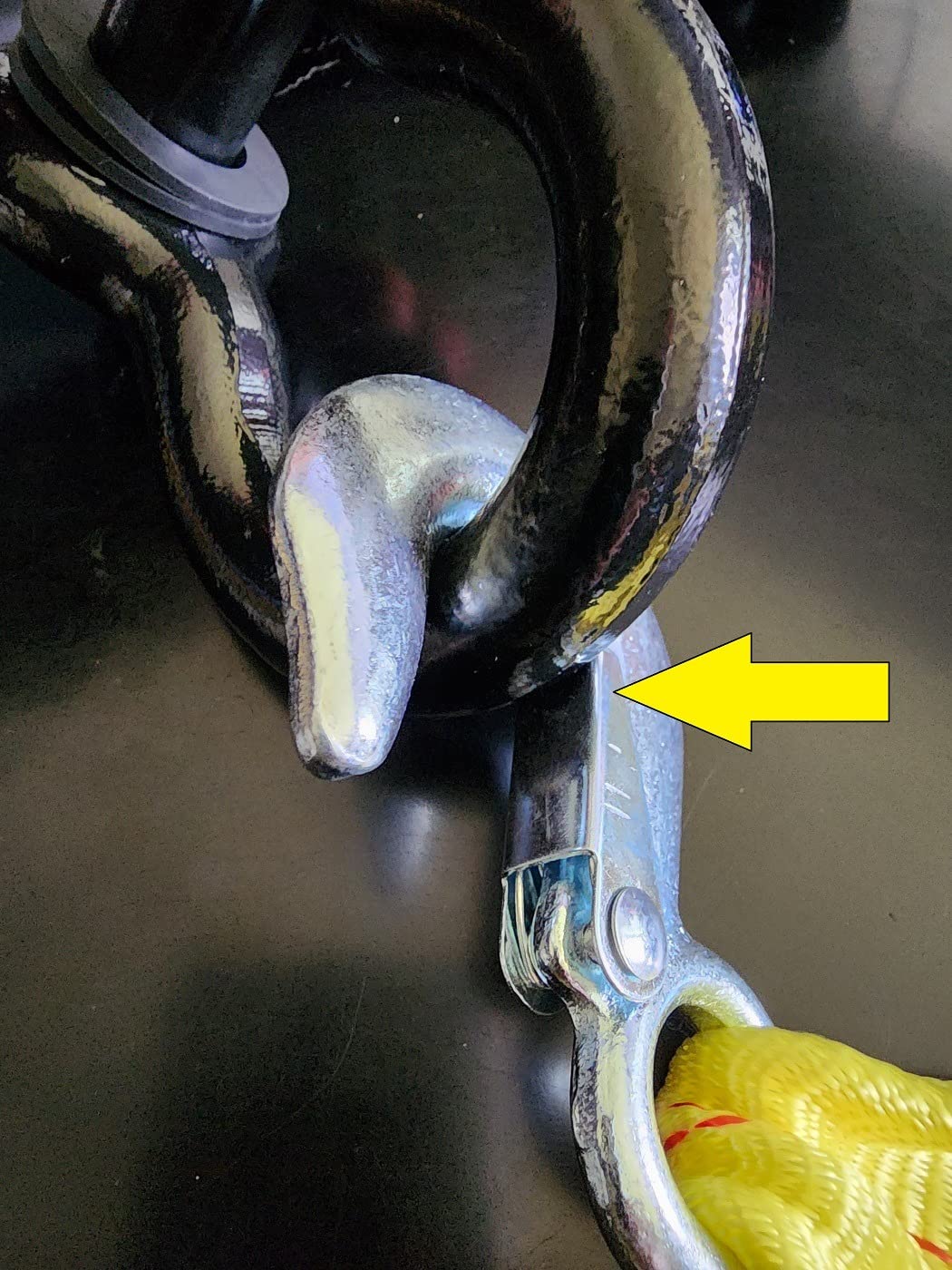 Nylon Tow Strap with Hooks 2