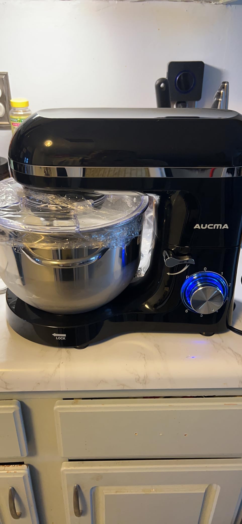 Aucma Stand Mixer, 6.5-QT 660W 6-Speed Tilt-Head Food Mixer, Kitchen Electric Mixer with Dough Hook, Wire Whip & Beater (Silver, 6.5QT) customer photo 2