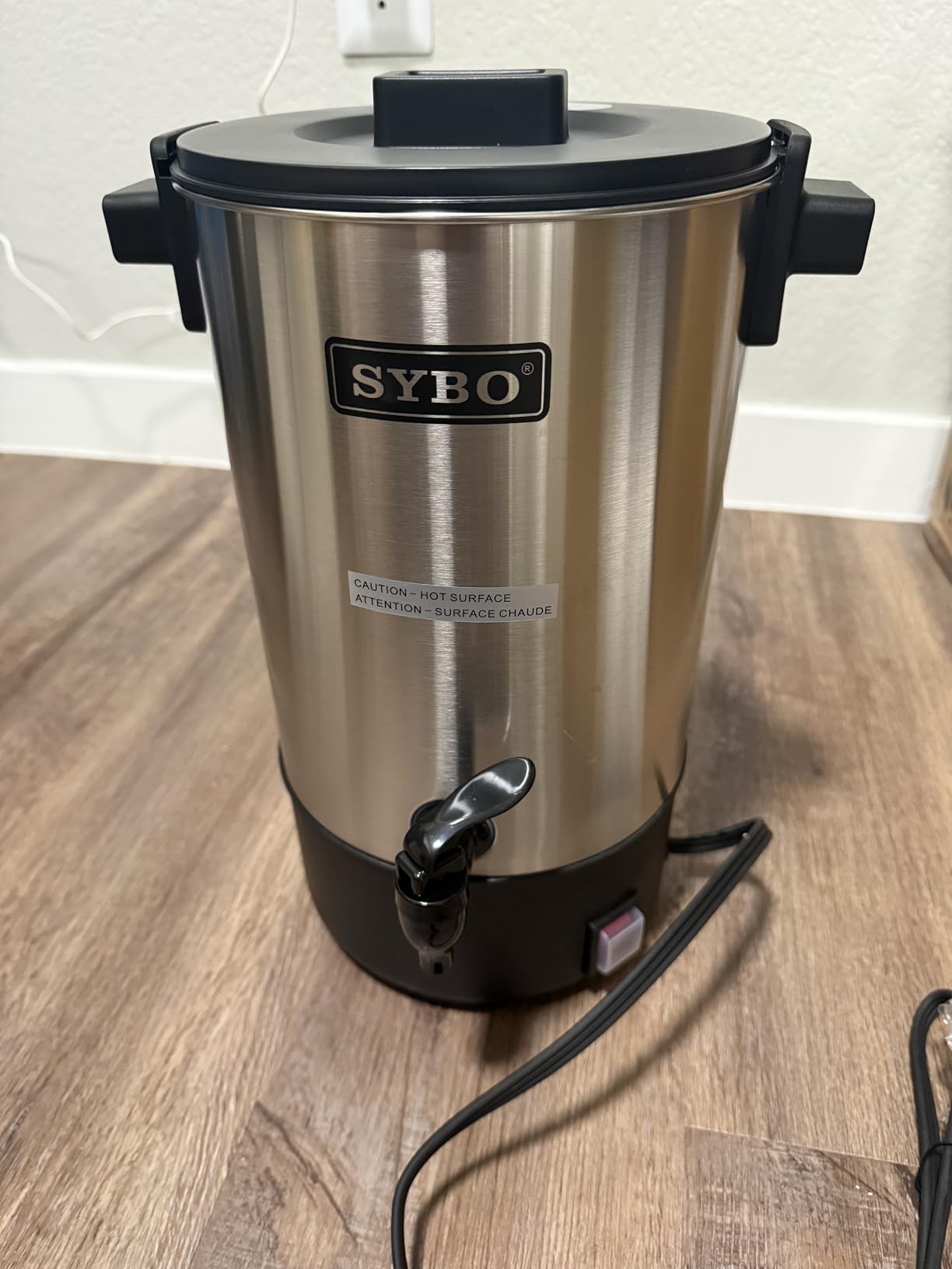 SYBO SR-CP-100B Commercial Grade Stainless Steel Percolate Coffee Maker Hot Water Urn for Catering, 100-Cup 16 L, Metallic customer photo 2