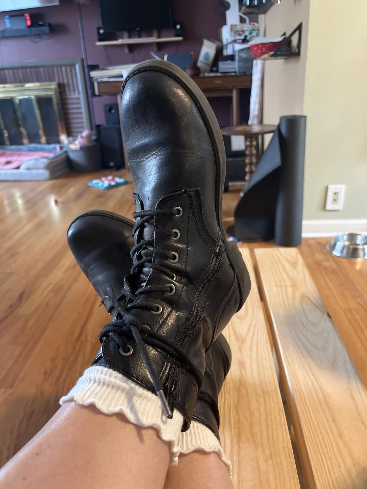 Amazon Essentials Women's Lace-Up Combat Ankle Boots with Side Zipper, Lug Sole customer photo 2