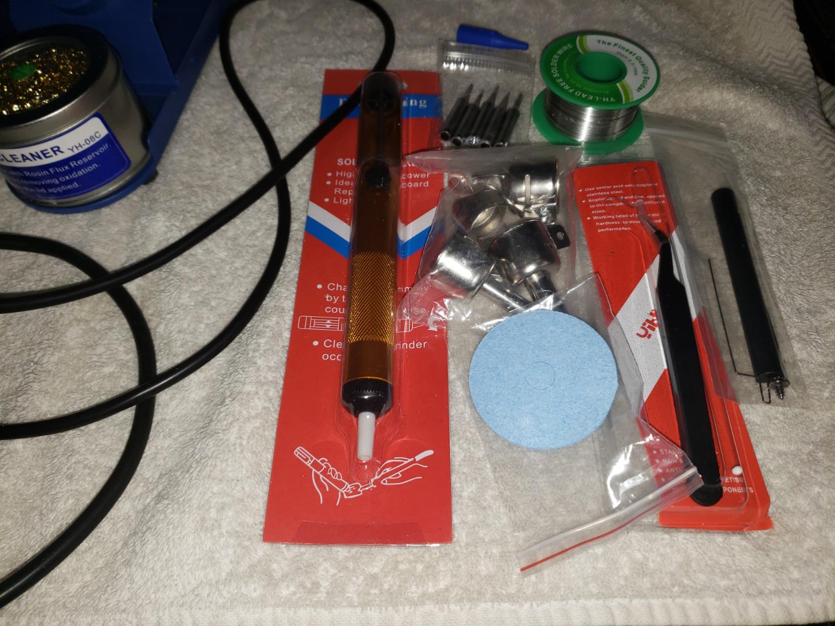 YIHUA 862BD+ SMD ESD Safe 2 in 1 Soldering Iron Hot Air Rework Station °F /°C with Multiple Functions customer photo 1