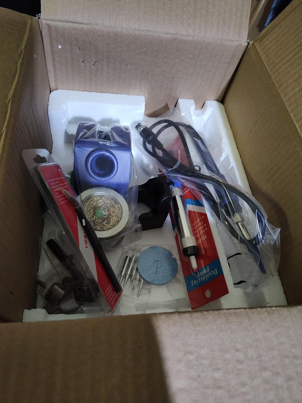 YIHUA 862BD+ SMD ESD Safe 2 in 1 Soldering Iron Hot Air Rework Station °F /°C with Multiple Functions customer photo 2