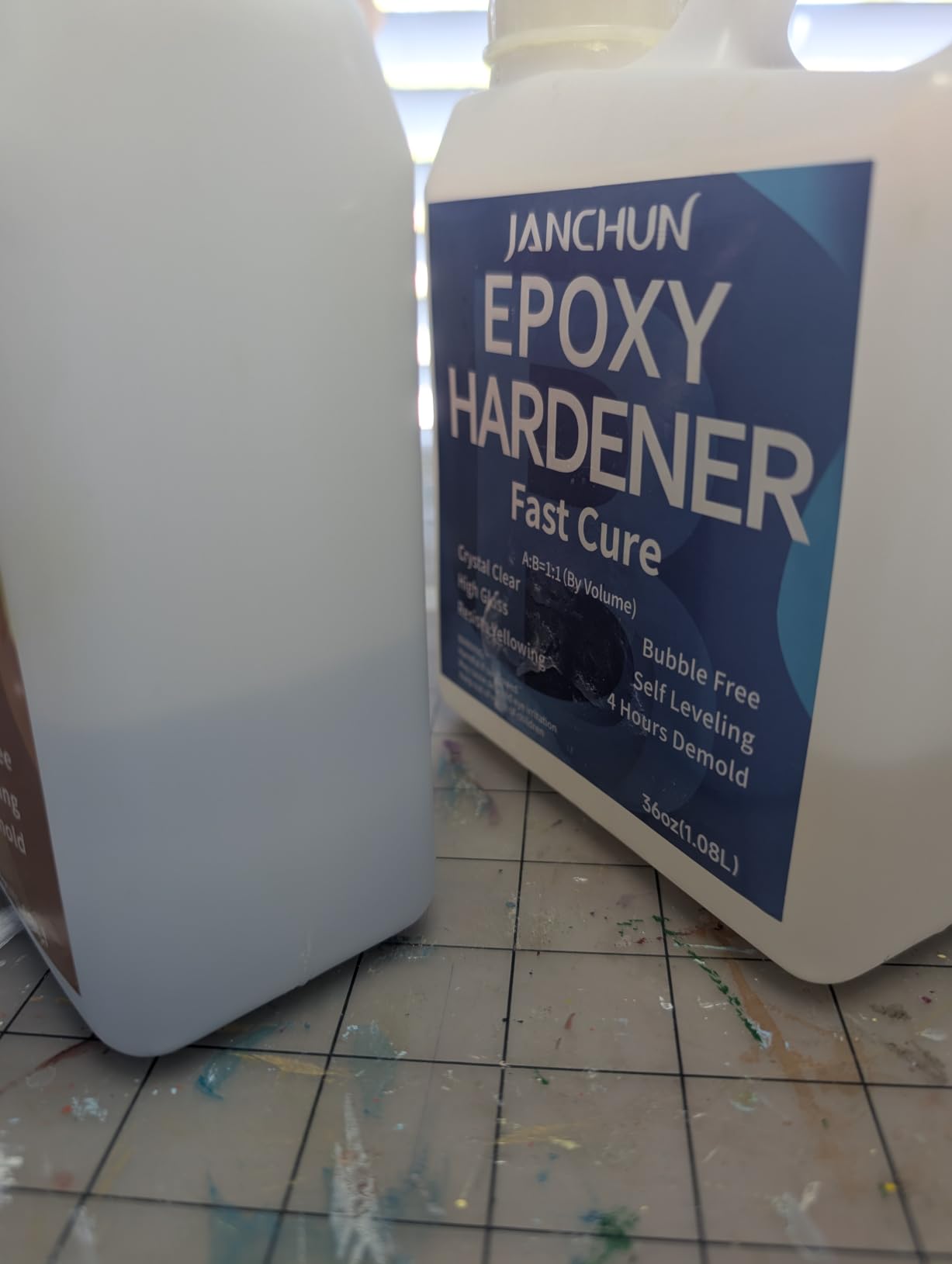 JANCHUN Crystal Clear Epoxy Resin Kit 16oz, Bubble-Free, Anti-Yellowing, Self Leveling Easy Mix 1:1 Coating and Casting Resin for Table Top, Molds, Tumbler Crafts, Painting, Jewelry, DIY Gifts customer photo 2