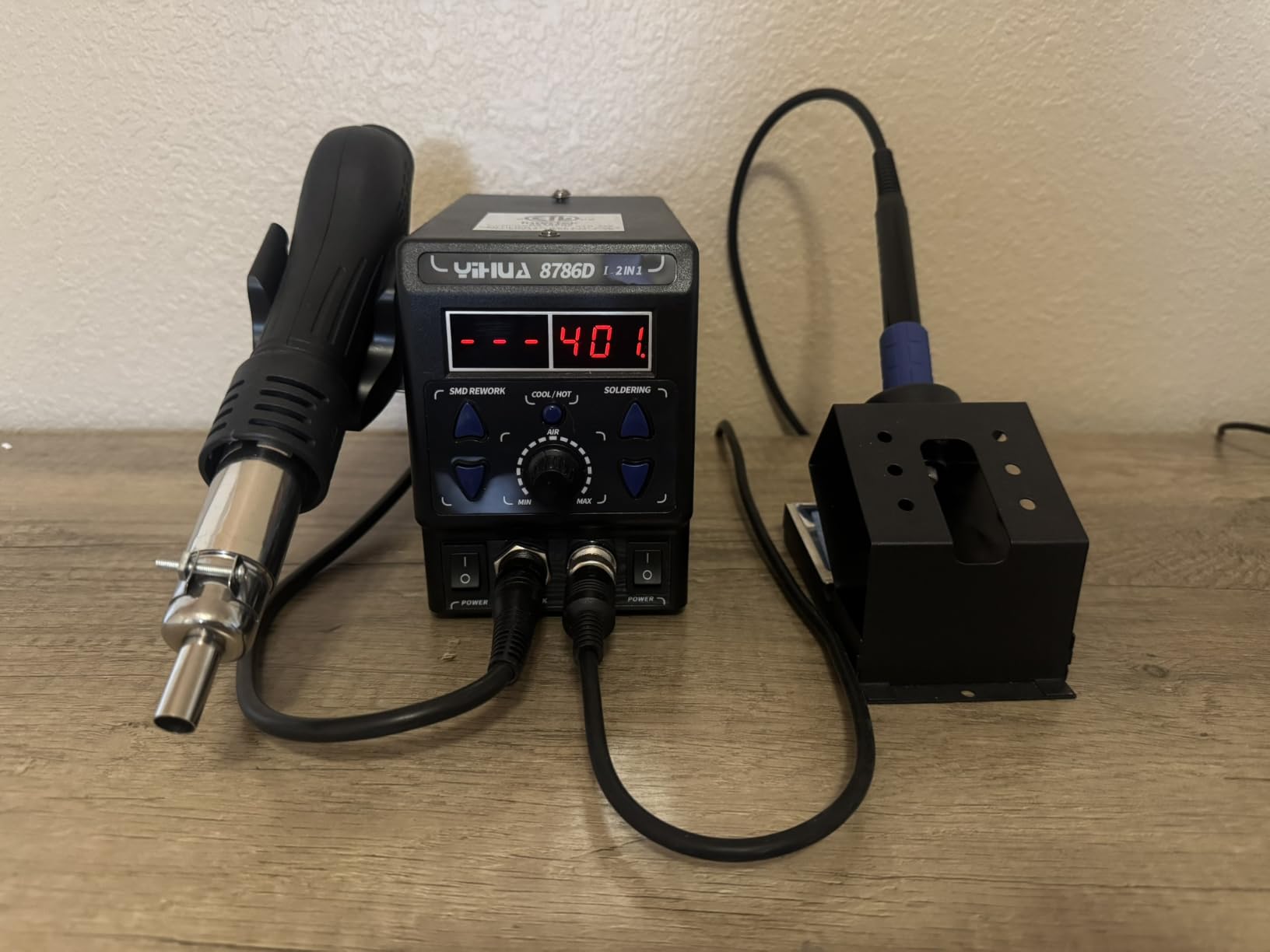 YIHUA 8786D I 2 in 1 Hot Air Rework and Soldering Iron Station with 10 Solder Iron Tips, 4 Hot Air Nozzles, °F /°C, Cool/Hot Air Conversion and Sleep Function customer photo 1