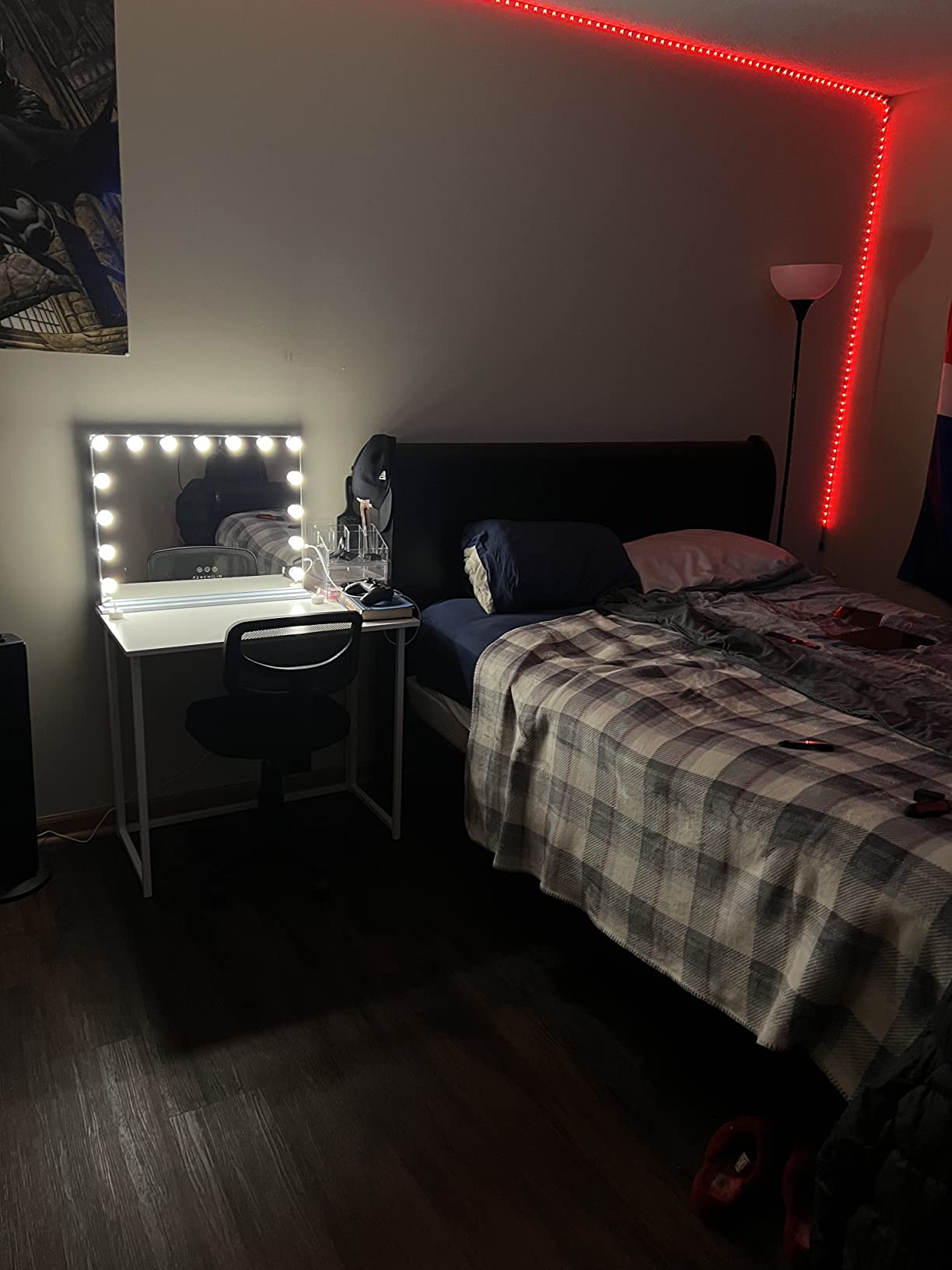 FENCHILIN Vanity Mirror with Lights, Hollywood Lighted Makeup Mirror with 15 Dimmable LED Bulbs for Dressing Room & Bedroom, Slim Metal Frame Design, Tabletop White customer photo 2