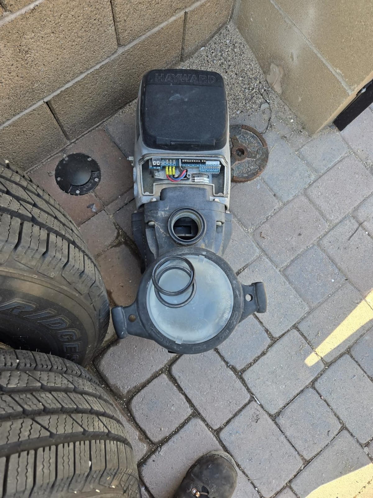 Hayward W3SP3206VSP TriStar VS Variable-Speed Pool Pump for In-Ground Pools, Energy Efficient, 2.7 HP customer photo 1