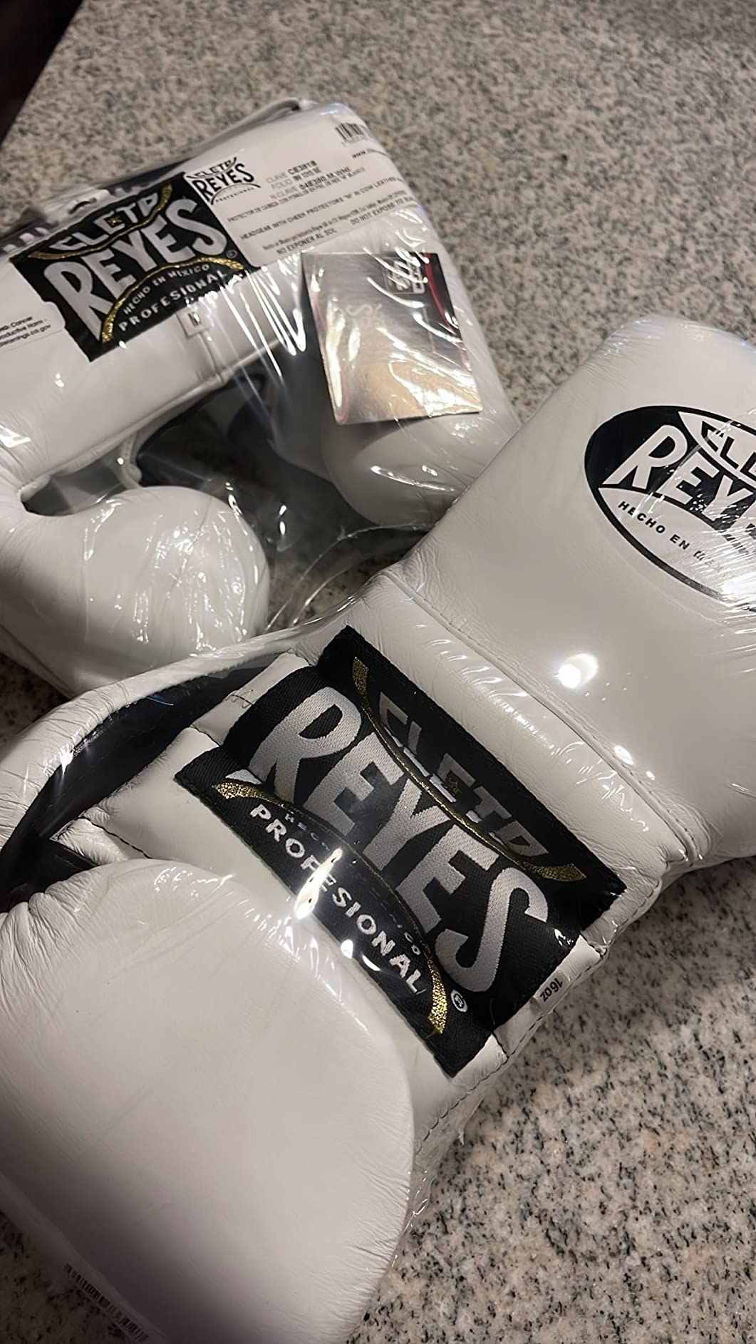CLETO REYES Boxing Headgear with Cheek Protection for Men and Women, Protective Head Guard Face Saver, Sparring Fighting customer photo 1