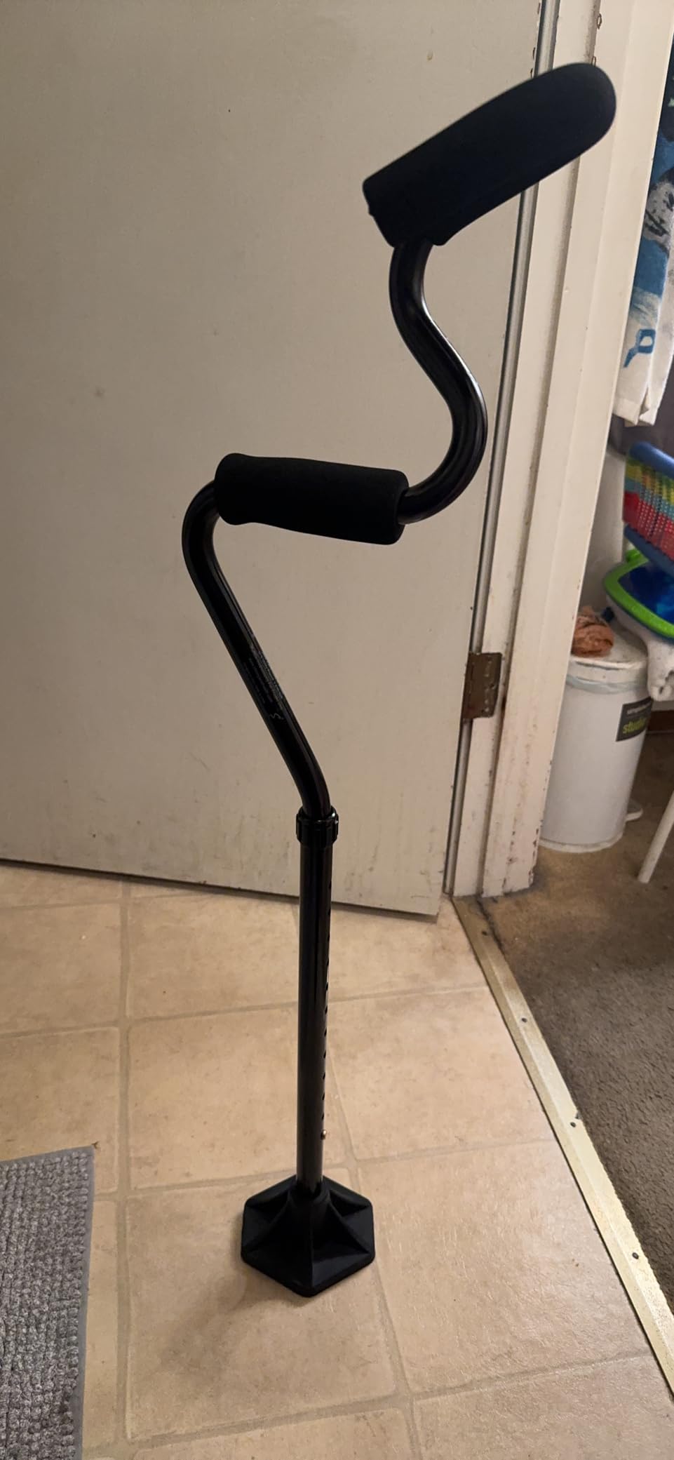 StrongArm Comfort Cane + Self Standing Lightweight Adjustable Walking Cane + Stabilizes Wrist & Provides Extra Support & Stability + Ergonomic Forearm Grip + Canes for Men & Women customer photo 2