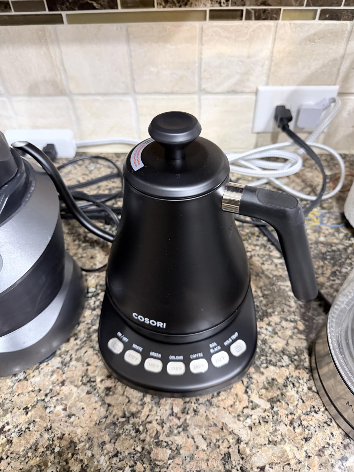 Cosori Gooseneck Electric Kettle with Temperature Control, 0.8L, Black | No Plastic Contact with Water, 5 Presets, 60-Min Keep Warm, Pour Over Coffee & Tea, Stainless Steel Interior, 1200W customer photo 1