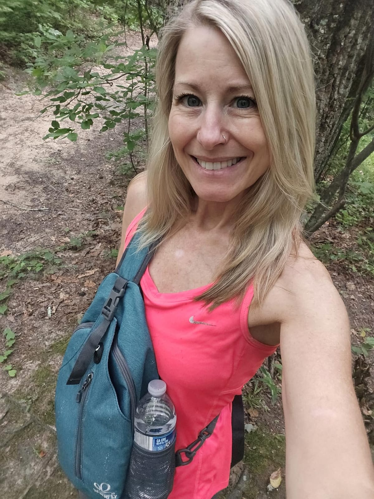 WATERFLY Crossbody Sling Backpack Sling Bag Travel Hiking Chest Bag Daypack (Black) customer photo 1
