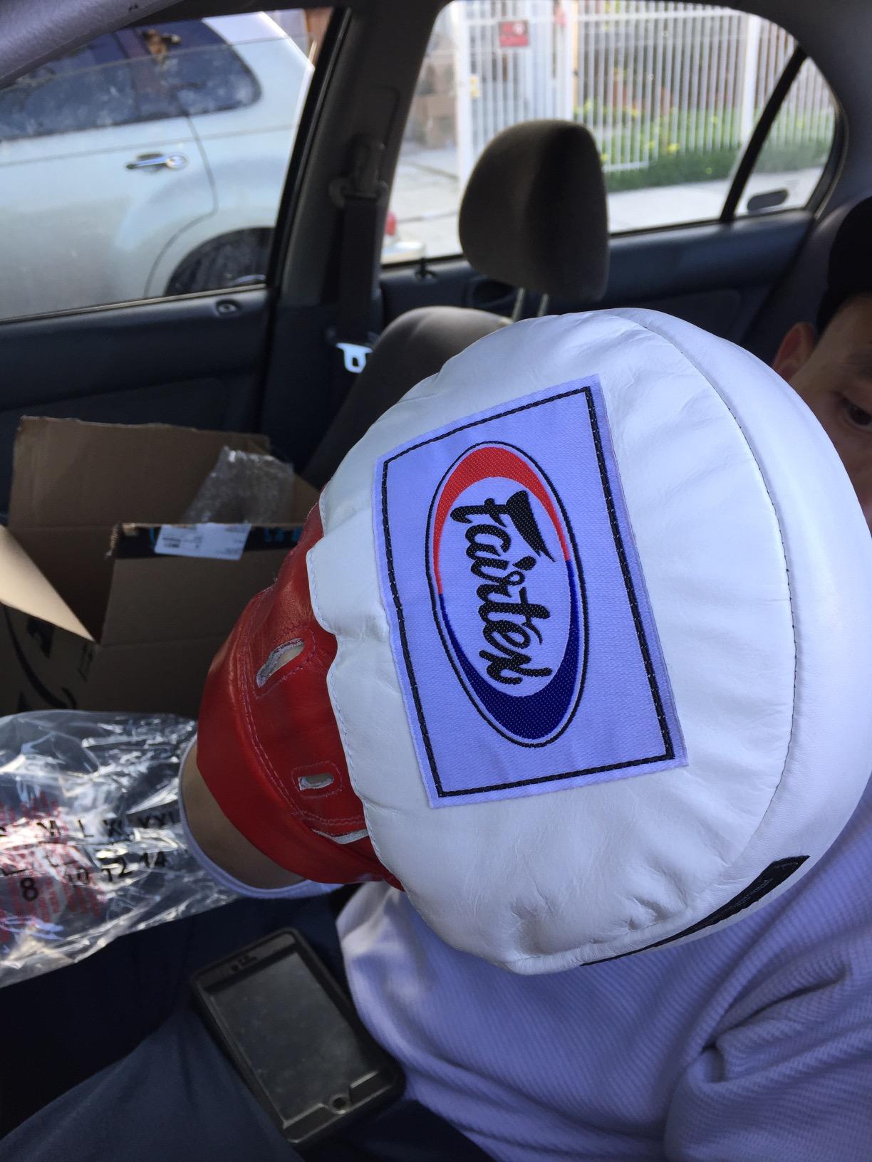 Fairtex FMV9 Contoured Focus Mitts | Striking Accuracy & Protection for Boxing, Muay Thai, Kickboxing | Ergonomic Design, Soft Padding, Secure Fit Leather customer photo 1