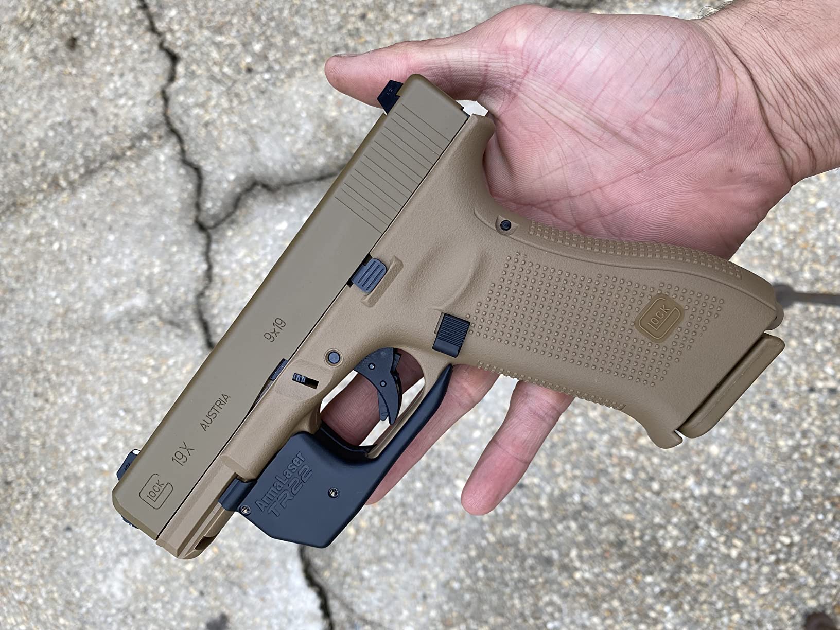 Glock 19X GBB Blowback 6mm BB Pistol Airsoft Gun customer photo 2