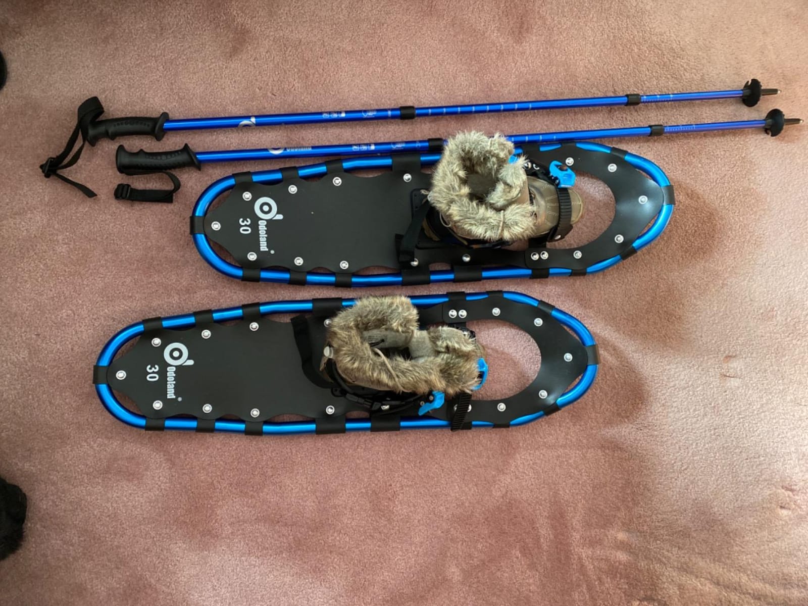 Odoland 21/25/30 Inch Snowshoes with Trekking Poles for Men Women Youth, Waterproof Snow Leg Gaiters and Carrying Bag, Lightweight Aluminum, Heel Lift, Snow Shoes Easy to Wear customer photo 2