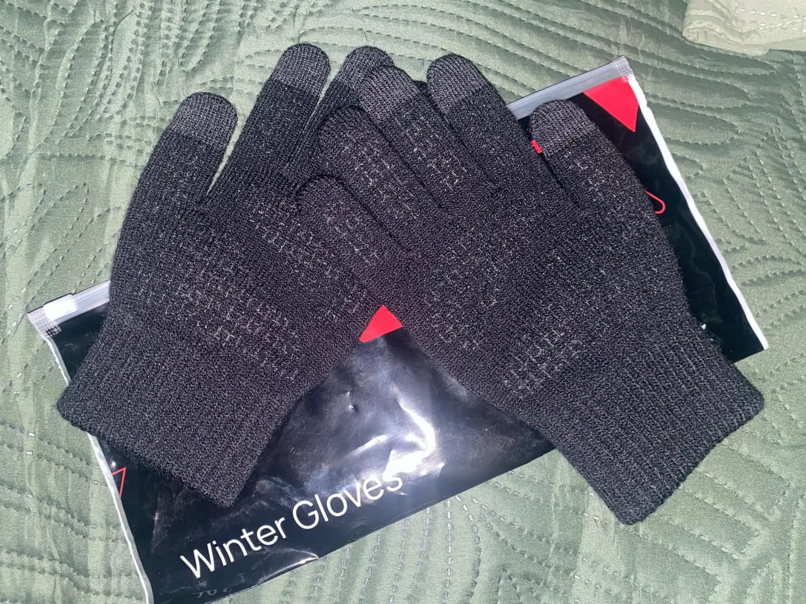 TRENDOUX Merino Wool Winter Gloves for Men Women, Cold Weather Warm Touchscreen Unisex, Non-slip, Knit Elastic Cuff customer photo 2
