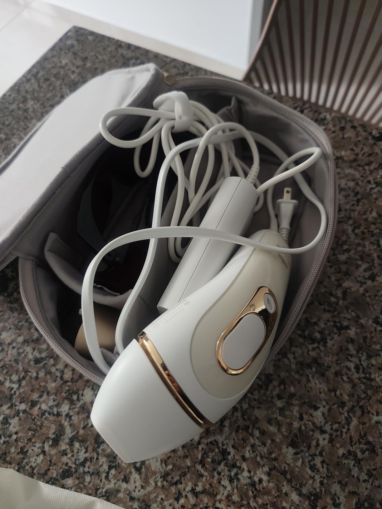 Braun IPL, Silk Expert Pro 5, IPL Hair Removal for Women and Men, Permanent Laser Hair Reduction At-Home, 2 Heads, Pouch, IPL5137 customer photo 1