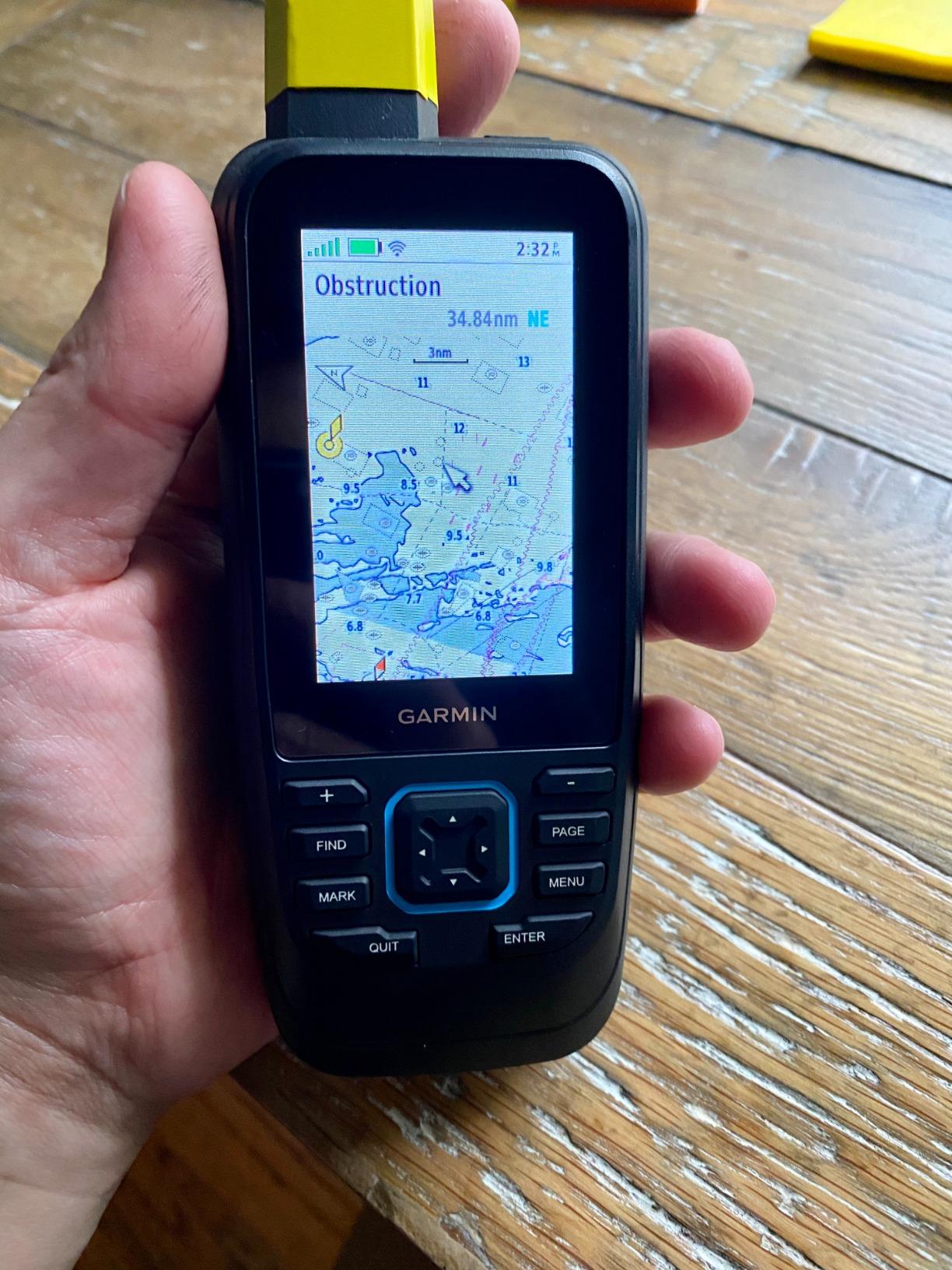 Garmin GPSMAP 86i, Floating Handheld GPS with Button Operation, Inreach Satellite Communication Capabilities, Stream Boat Data from Compatible Chartplotters customer photo 2