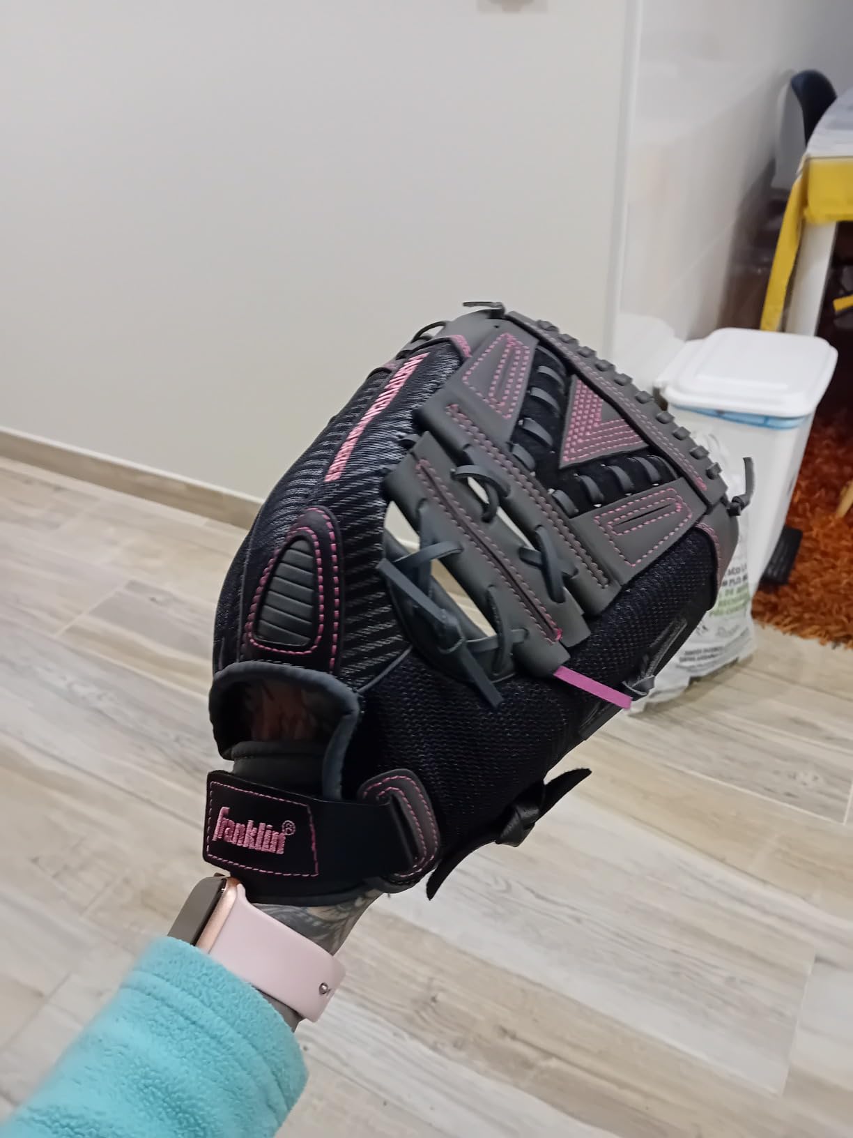 Franklin Sports Windmill Fastpitch Pro Softball Glove customer photo 1