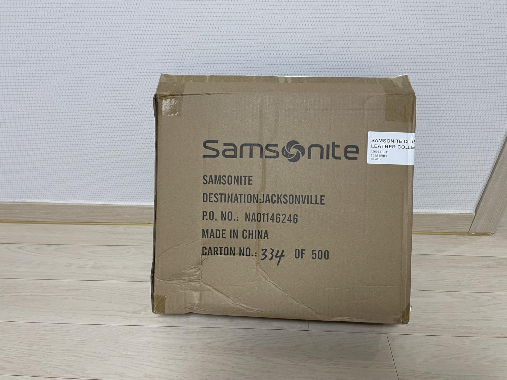 Samsonite Classic Leather Slim Brief, Black, One Size customer photo 1