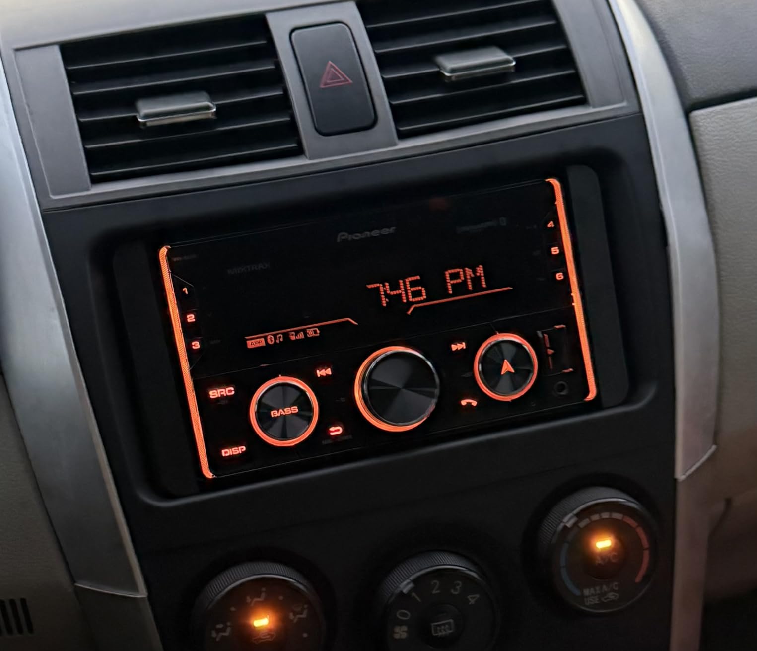 Pioneer MVH-S622BS Double Din Car Stereo with Bluetooth, USB customer photo 2