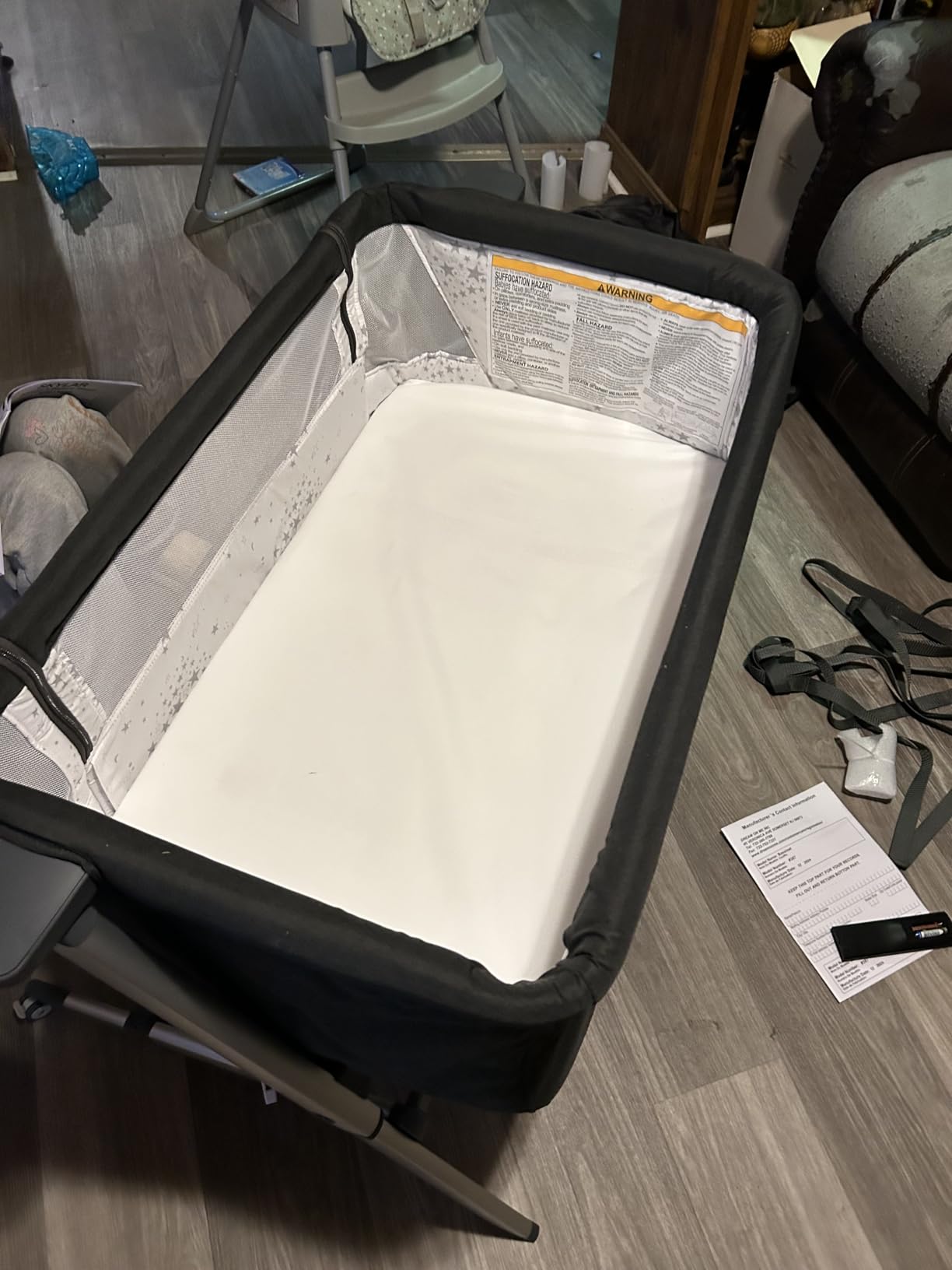Dream On Me Skylar Bassinet & Bedside Sleeper, Adjustable Height, Grey | Breathable Mesh Sides, Plush Mattress Pad, Wheels with Safety Locks, Compact Fold & Travel Bag Included, BSA Verified customer photo 1
