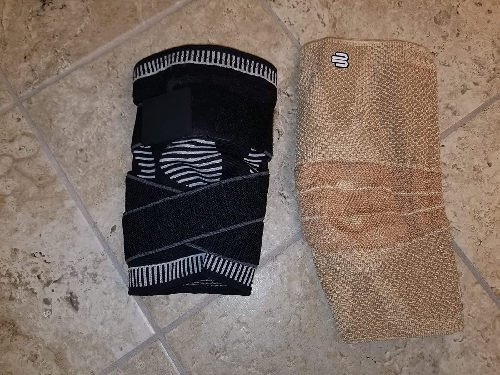 Bauerfeind - GenuTrain - Knee Brace - Targeted Support for Pain Relief and Stabilization of The Knee, Provides Relief of Weak, Swollen, and Injured Knees- Size 4 - Color Black customer photo 1