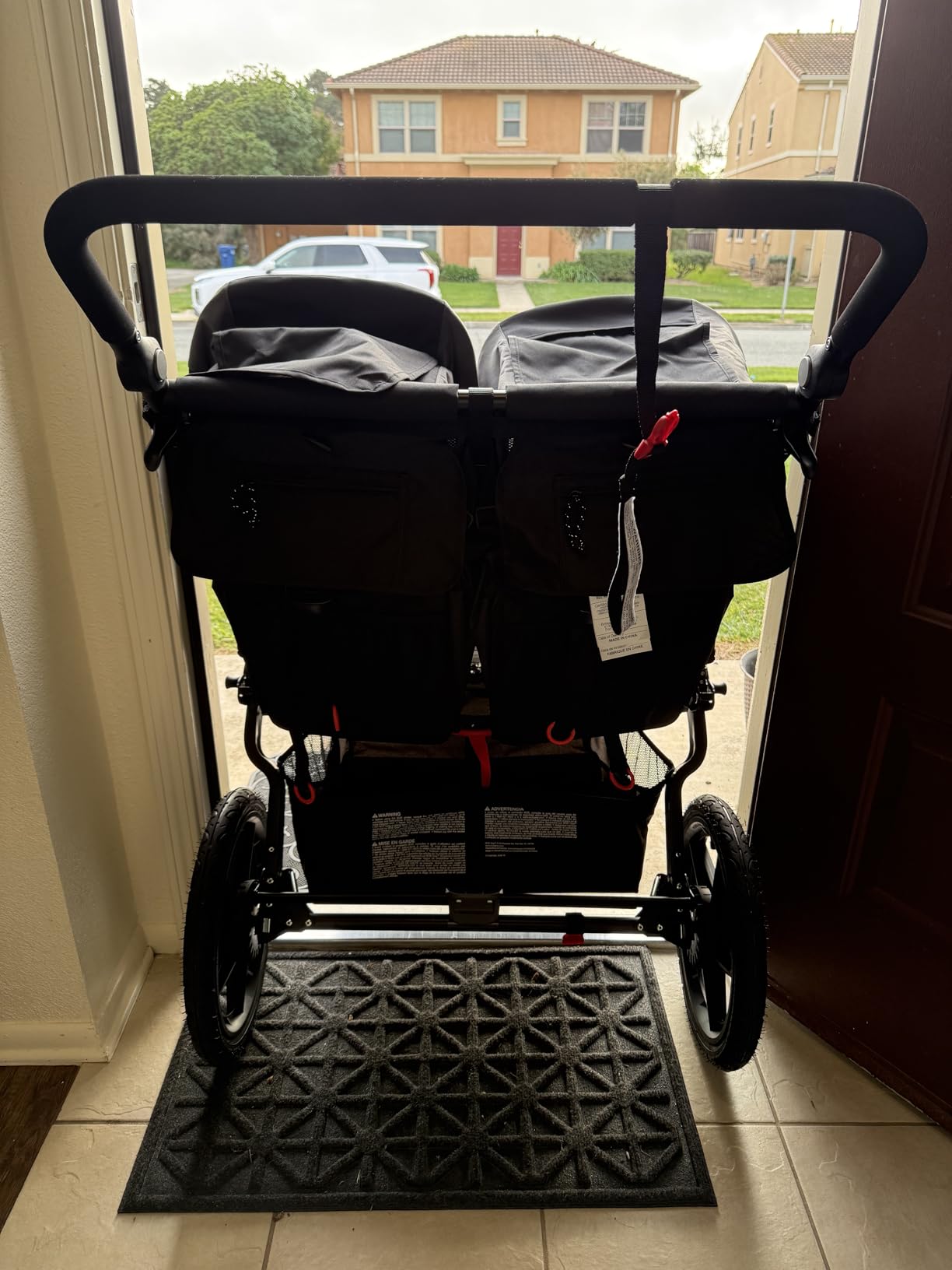 BOB Gear Revolution Flex 3.0 Jogging Stroller - Graphite Black | All Terrain Stroller With Mountain-Bike-Style Suspension & Air-Filled Tires; Car Seat Compatible customer photo 2