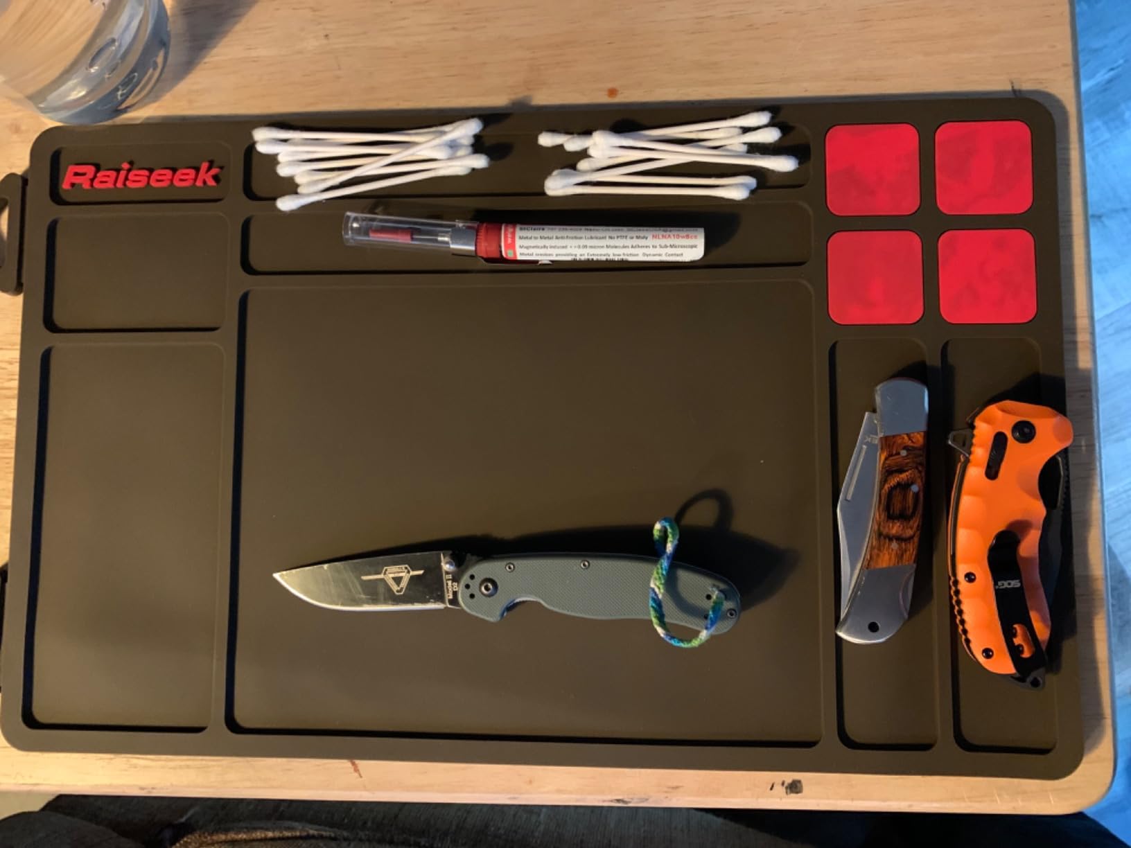 Raiseek Gun Cleaning Mat, Anti-Slip Rubberized Pistol Mat, Magnetic Maintenance Mat with Organizer Parts Tray, Protective Workbench Mat for Gun Cleaning customer photo 1