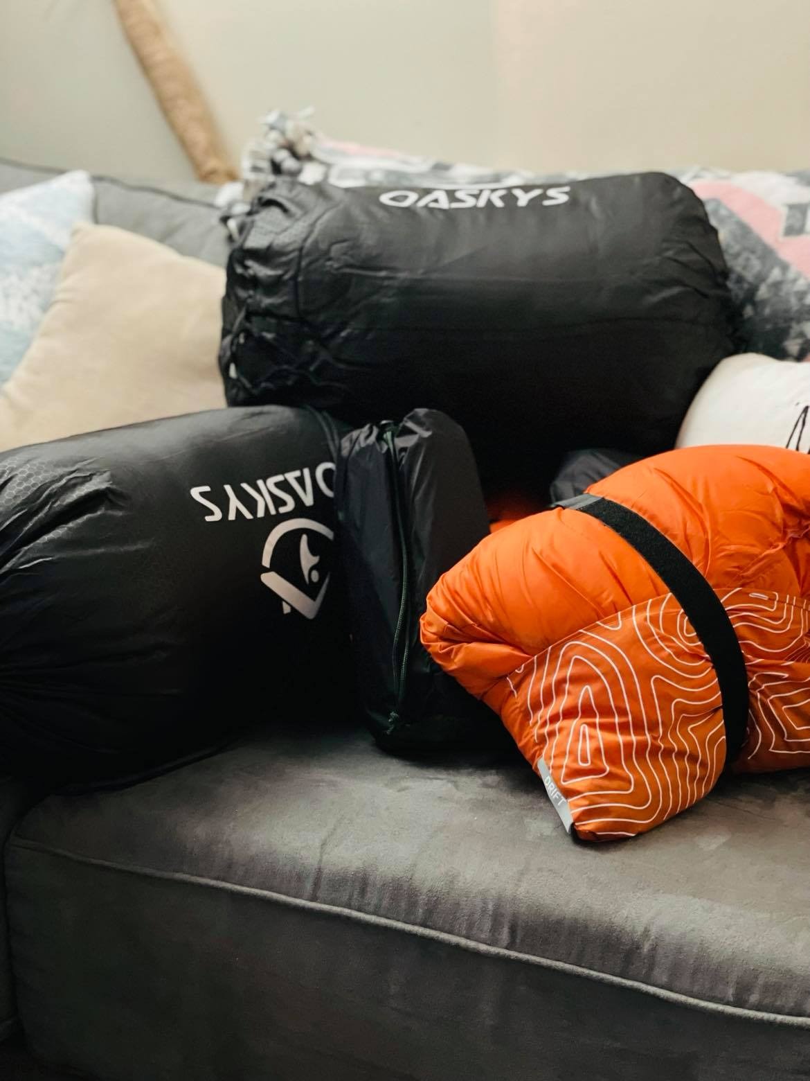 Camping Sleeping Bag - 3 Season Warm & Cool Weather - Summer Spring Fall Lightweight Waterproof for Adults Kids - Camping Essentials Gear Accessories Hiking Sleep Must Haves customer photo 1