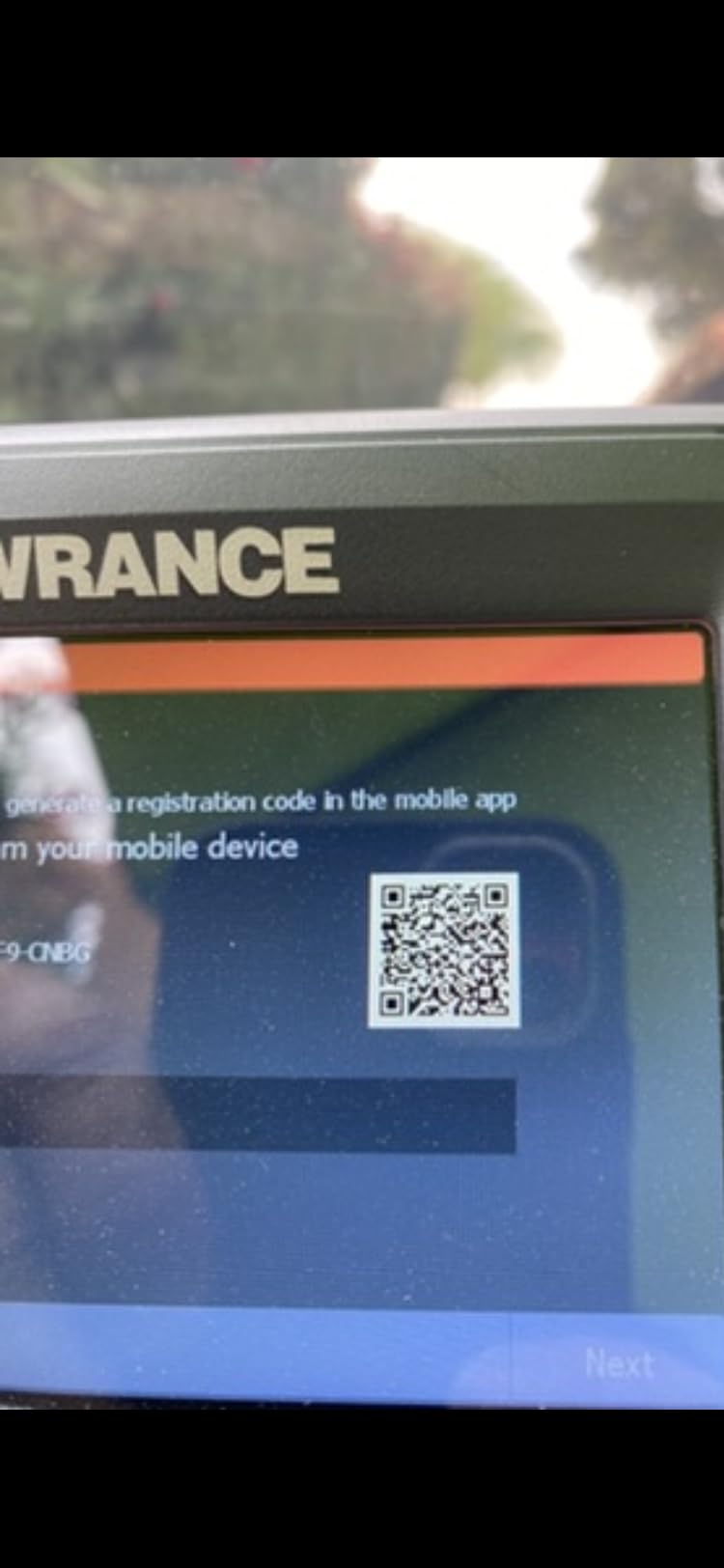 Lowrance HOOK Reveal 5 SplitShot - 5-inch Fish Finder with SplitShot Transducer, Preloaded C-MAP US Inland Mapping customer photo 1