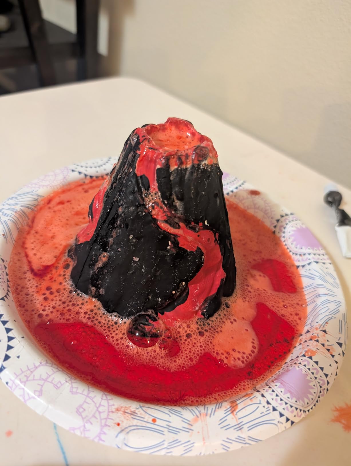 National Geographic Earth Science Kit with 100+ Activities for Kids 8-12 | Crystal Growing, Volcano Experiments, Rock Collection, Earth Science Activities, STEM Projects, Birthday Gift customer photo 1