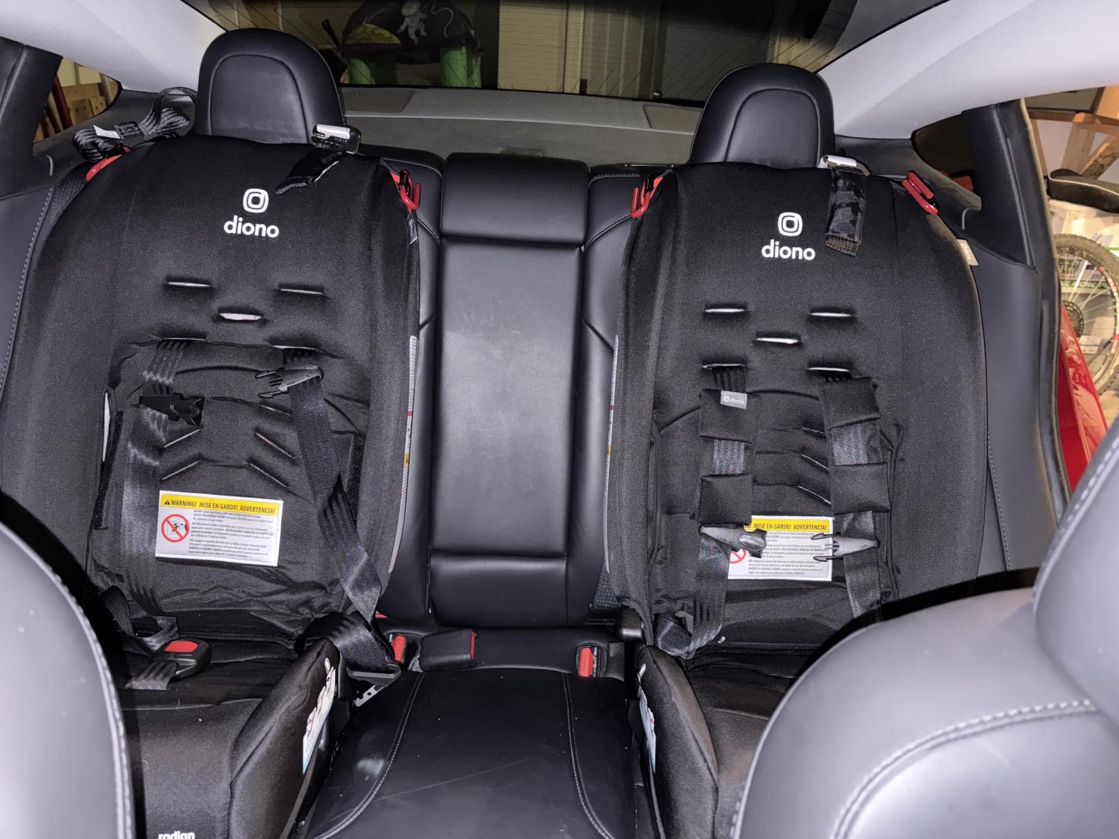 Diono Radian 3R, 3-in-1 Convertible Car Seat, Rear Facing & Forward Facing, 10 Years 1 Car Seat, Slim Fit 3 Across, Jet Black customer photo 1