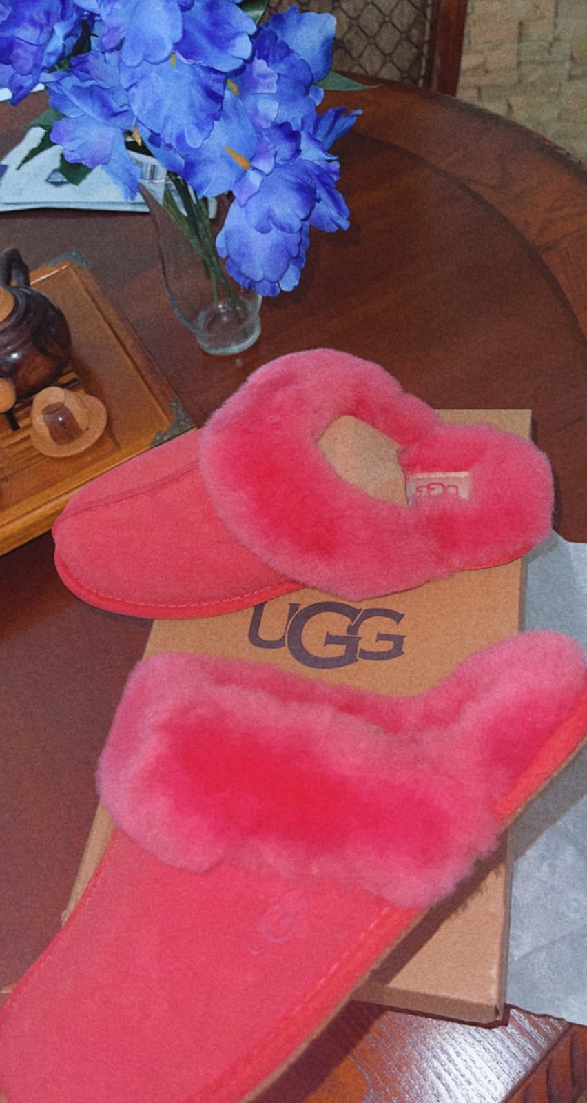 UGG Women's Scuffette II Slipper customer photo 2