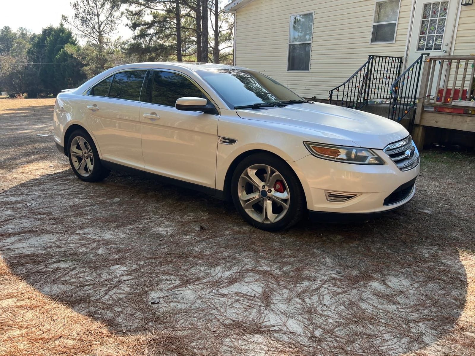 Goodyear Eagle Touring All-Season 235/55R20 102 V Tire customer photo 2