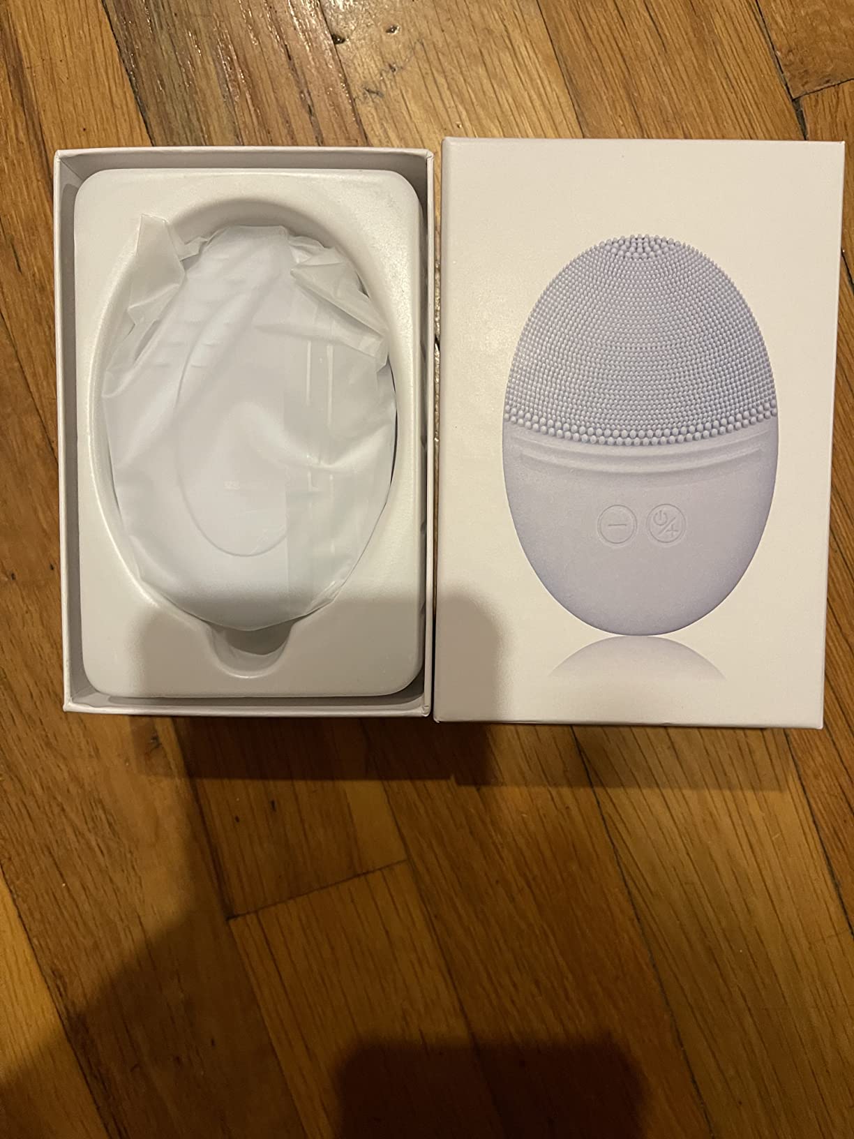 EZBASICS Silicone Facial Cleansing Brush, IPX7 Waterproof, Violet, Rechargeable Electric Face Exfoliator, 5 Speeds, Sonic Vibrating for Deep Pore Cleansing & Gentle Massaging customer photo 1