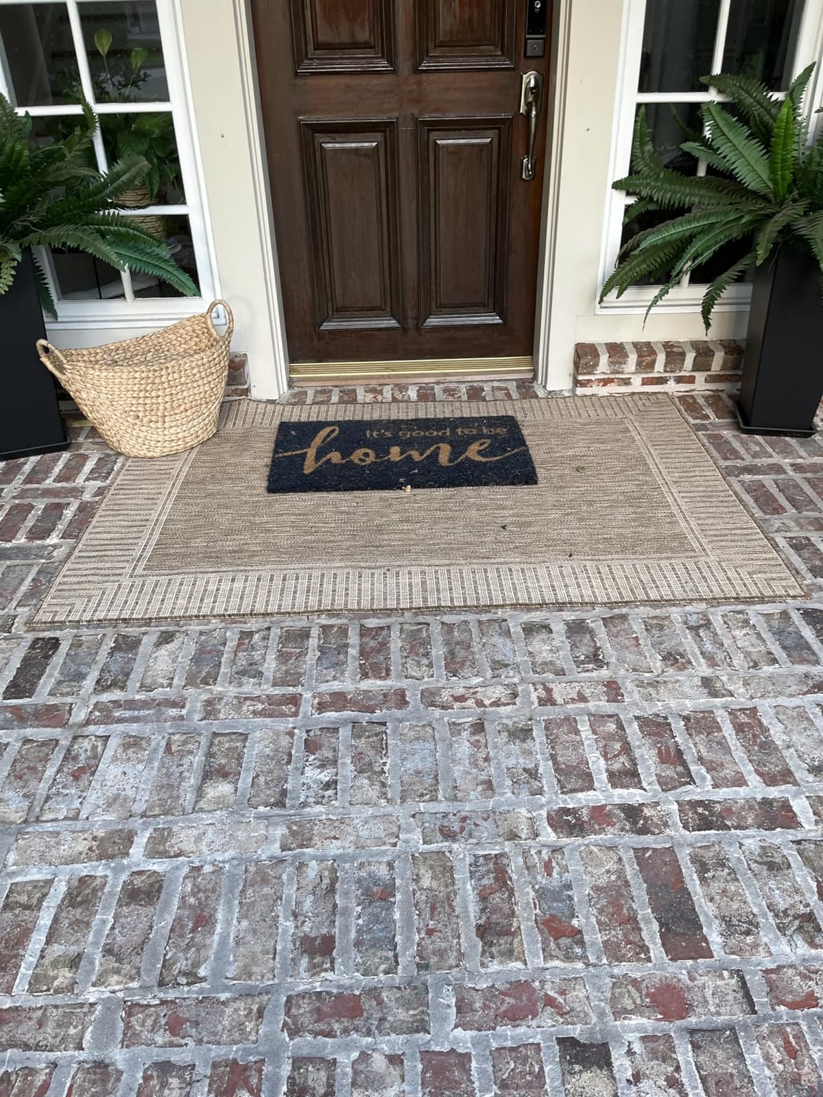 nuLOOM Asha Light Brown Bordered Indoor/Outdoor Area Rug, 8' x 10' customer photo 2