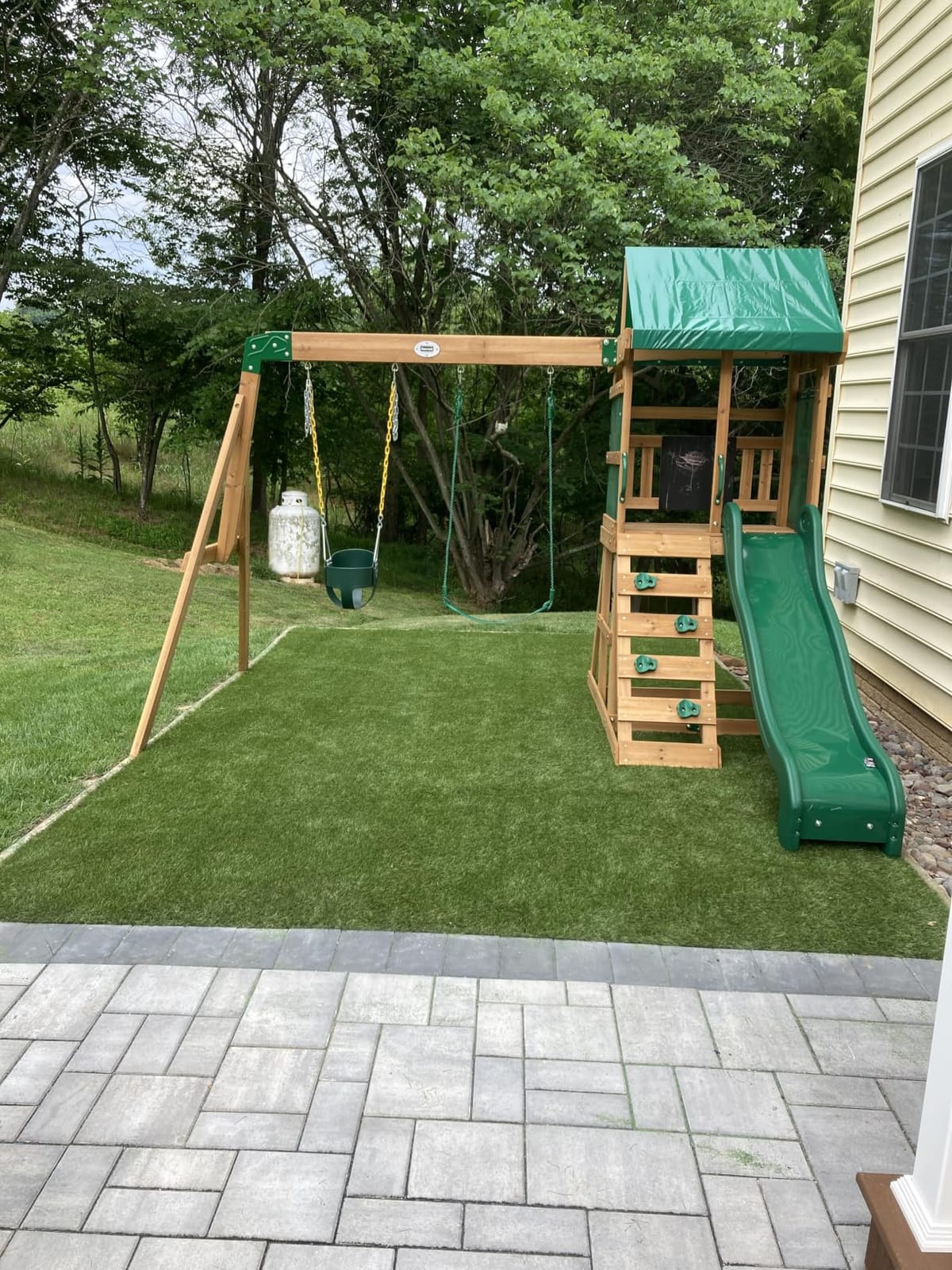 LITA Realistic Deluxe Artificial Grass Synthetic Thick Lawn Turf Carpet (7 FT x 15 FT (105 Square FT)) customer photo 1