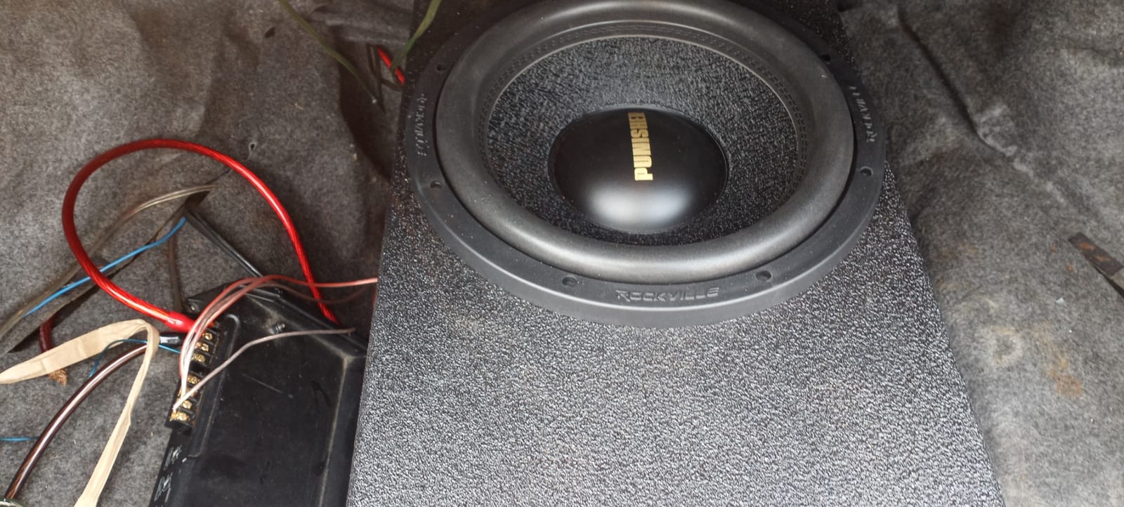 Rockville Punisher 12D2 12